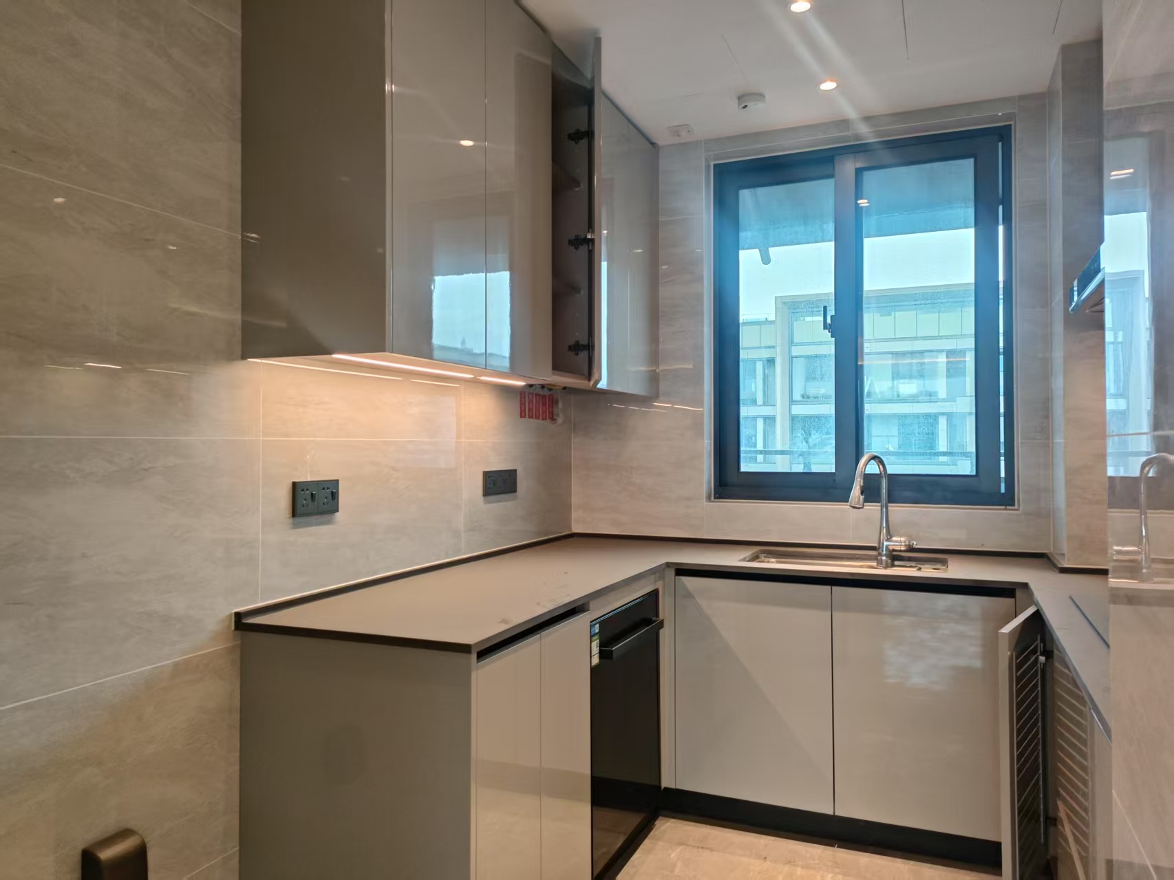 万科方圆 4室2厅2卫 163.94m&sup2;