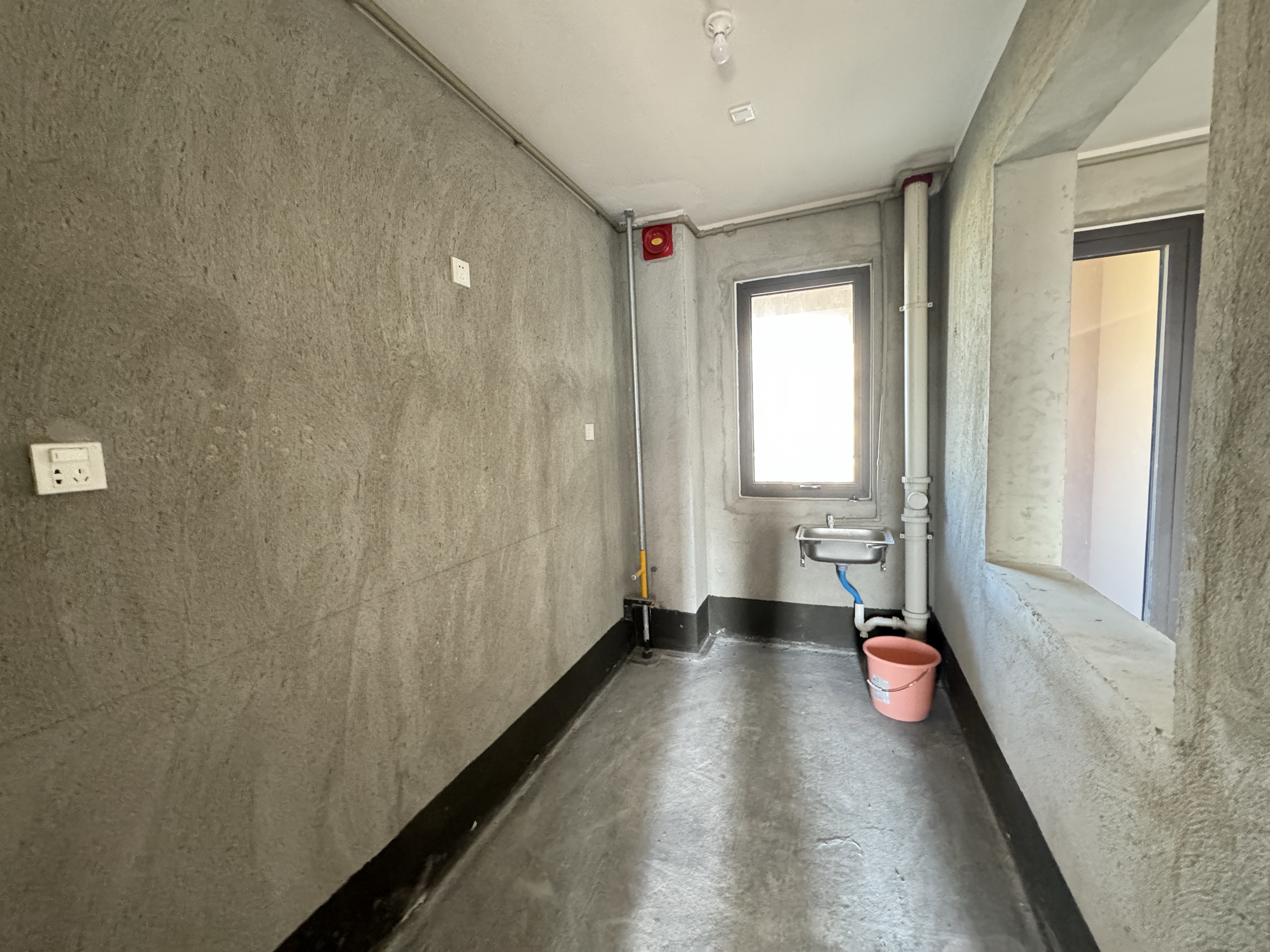 保利香槟国际 4室2厅2卫 140.00m&sup2;