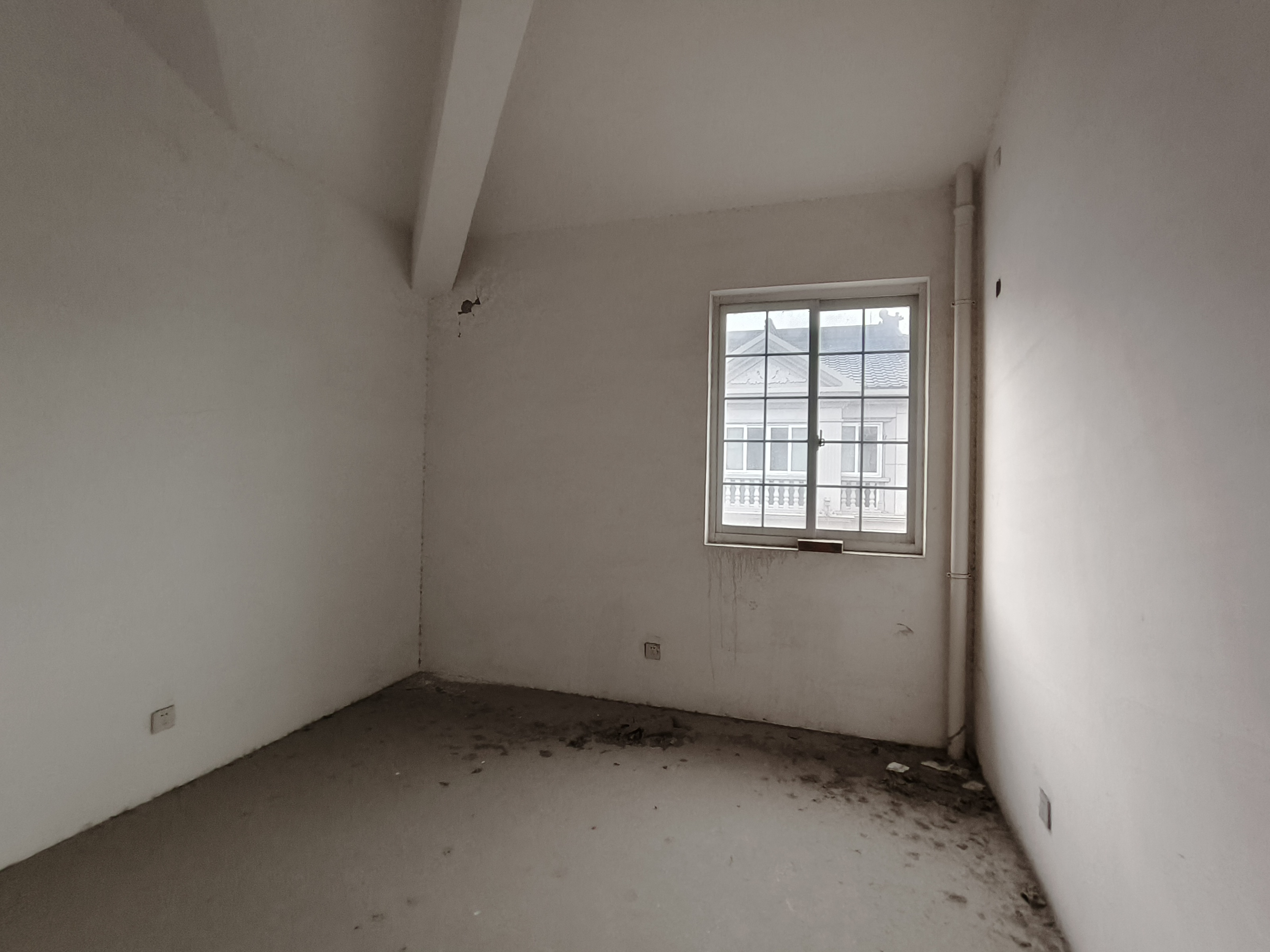东郊庄园 5室2厅4卫 490m²