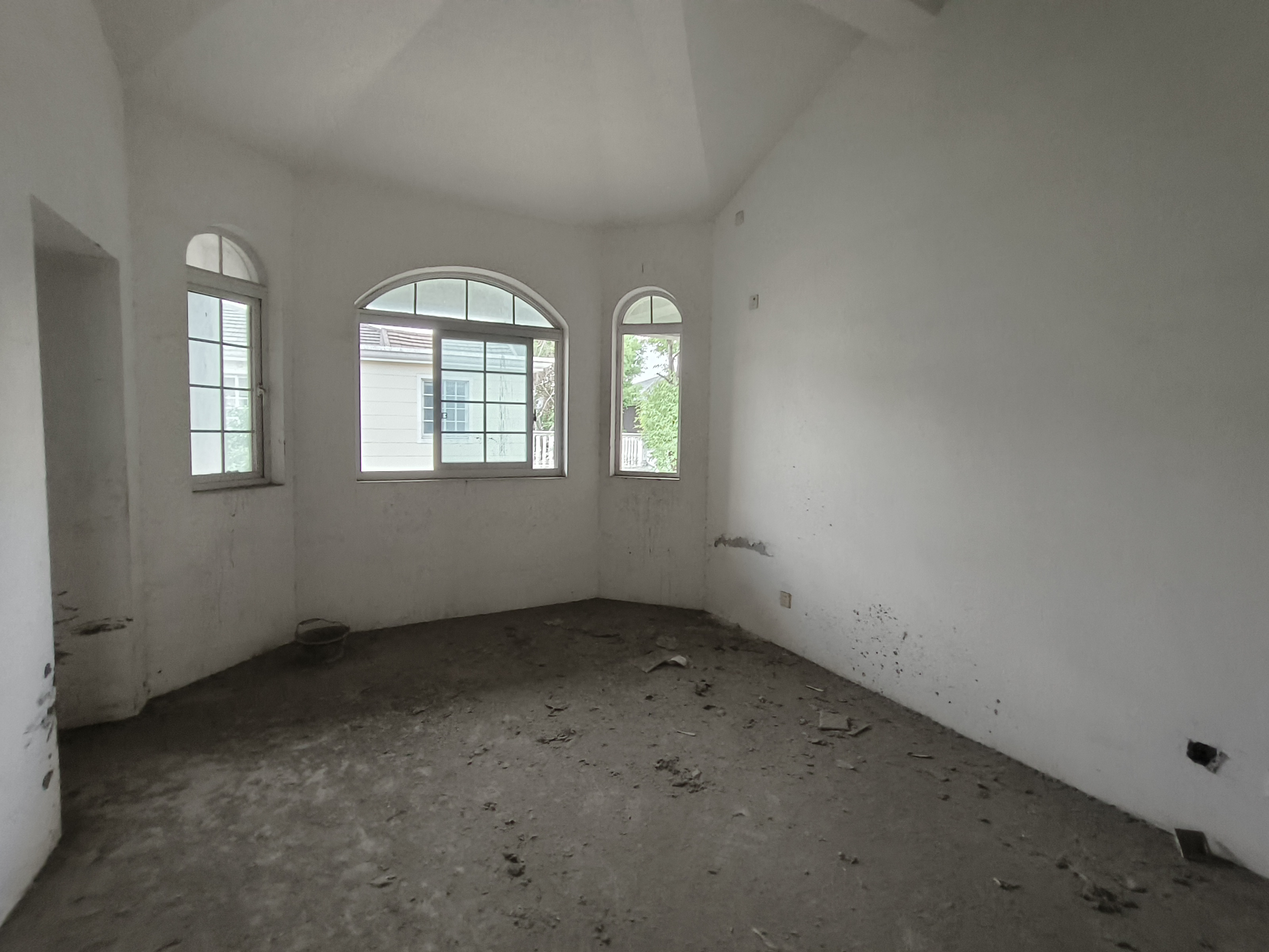 东郊庄园 5室2厅4卫 490m²