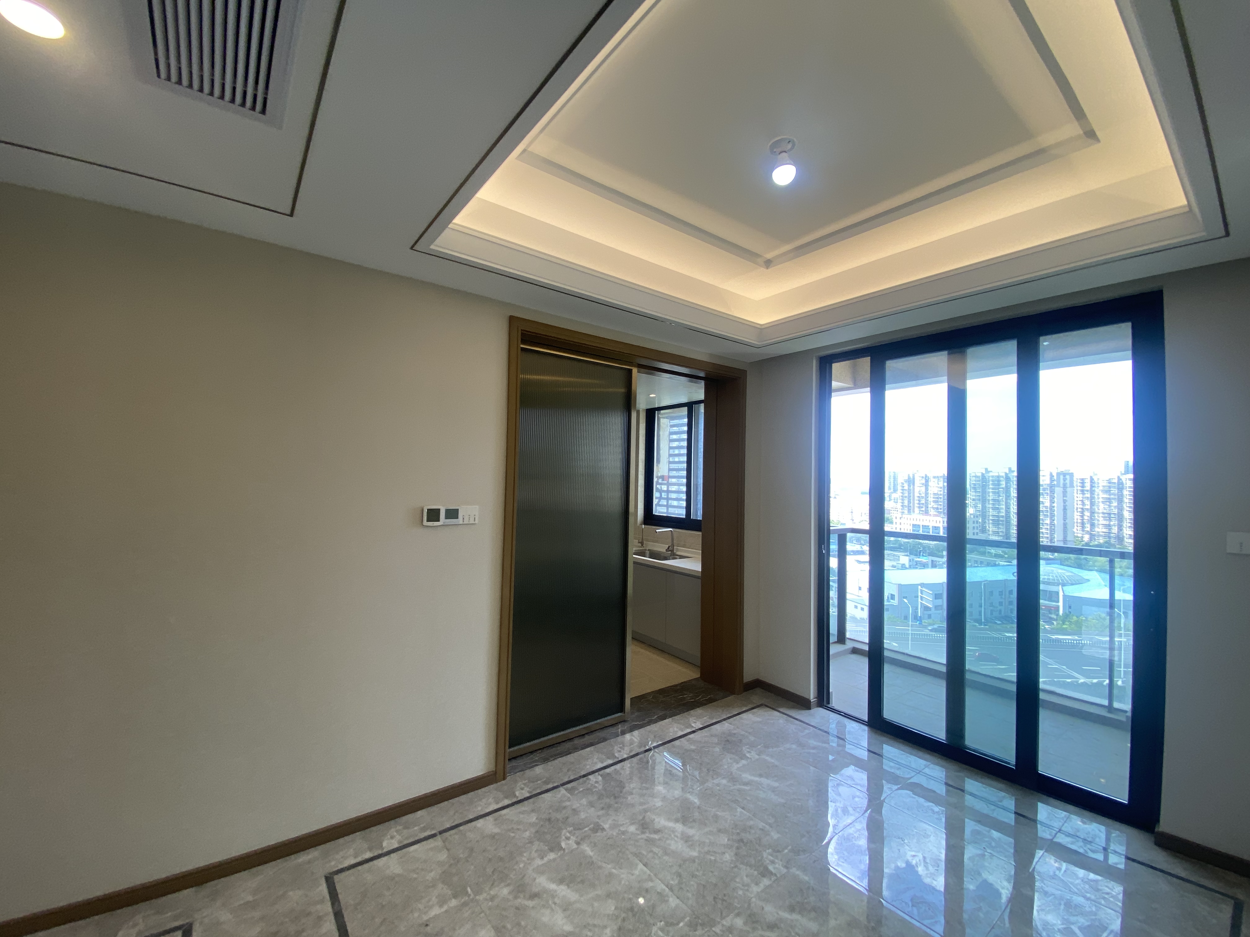 绿城沁园 3室2厅2卫 132.56m²