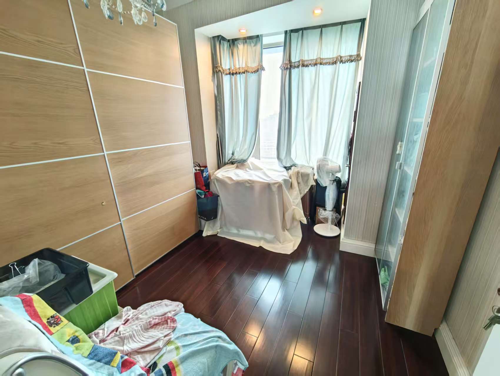 绿城玉兰公寓 3室2厅1卫 121.58m&sup2;