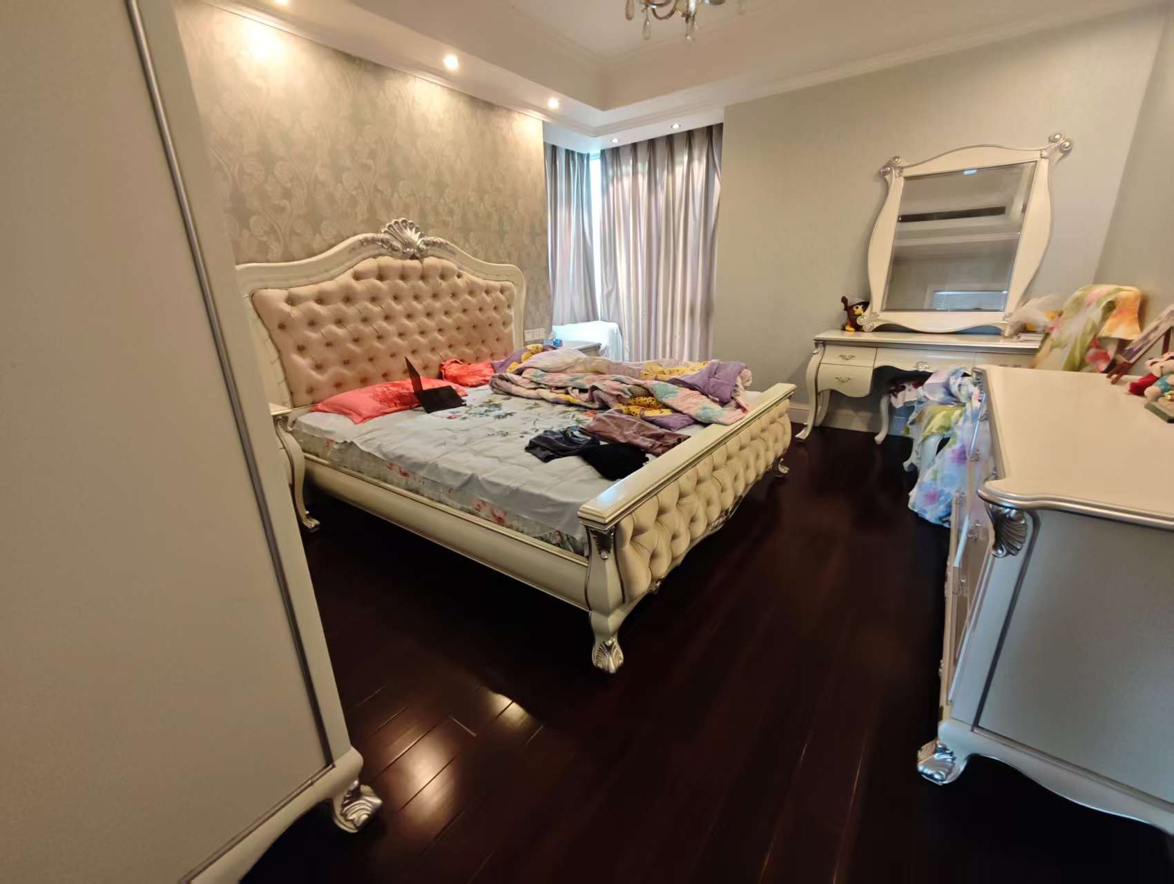 绿城玉兰公寓 3室2厅1卫 121.58m&sup2;