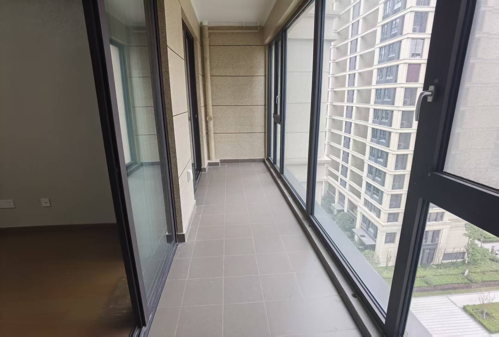 绿城沁园 3室2厅2卫 113.00m&sup2;