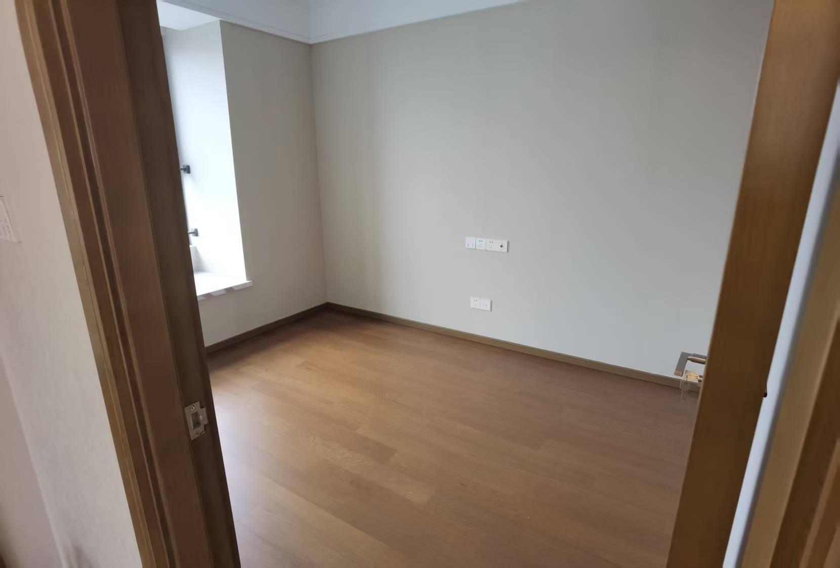 绿城沁园 3室2厅2卫 113.00m&sup2;