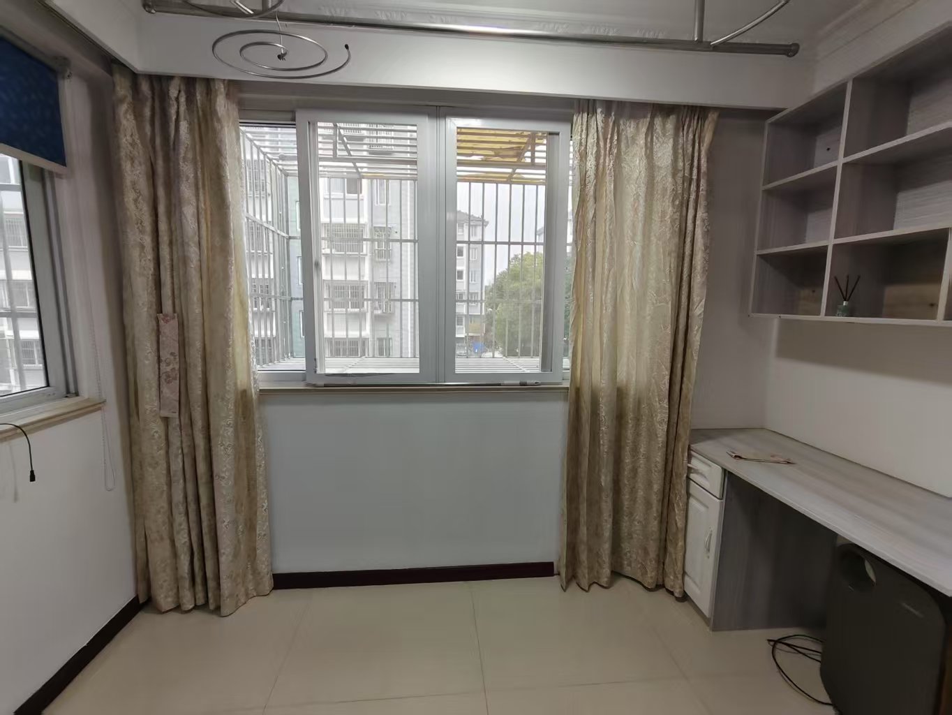 城山花园 2室1厅1卫 77.00m&sup2;