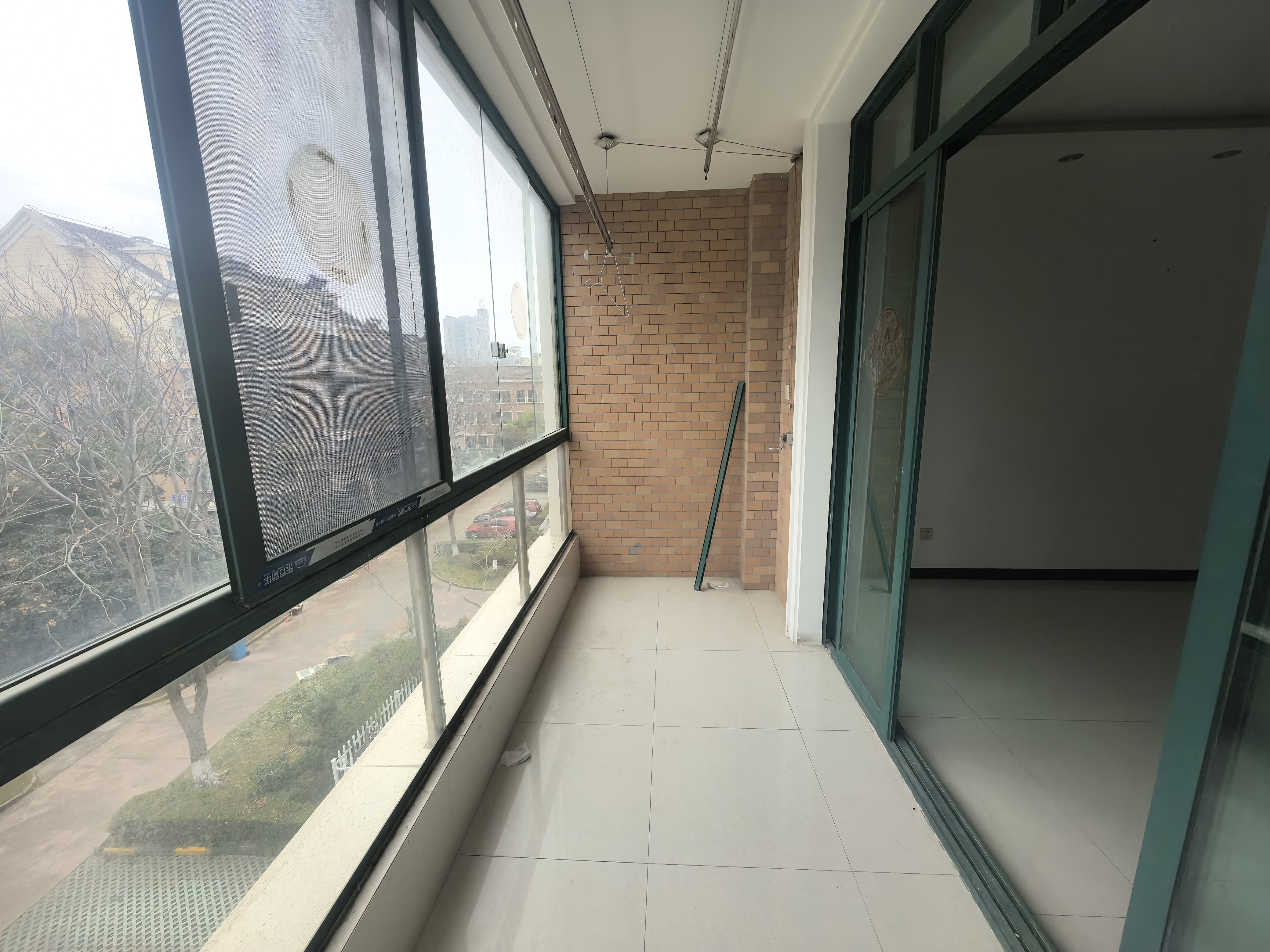 江海皇都私家花园 4室2厅1卫 131.60m²