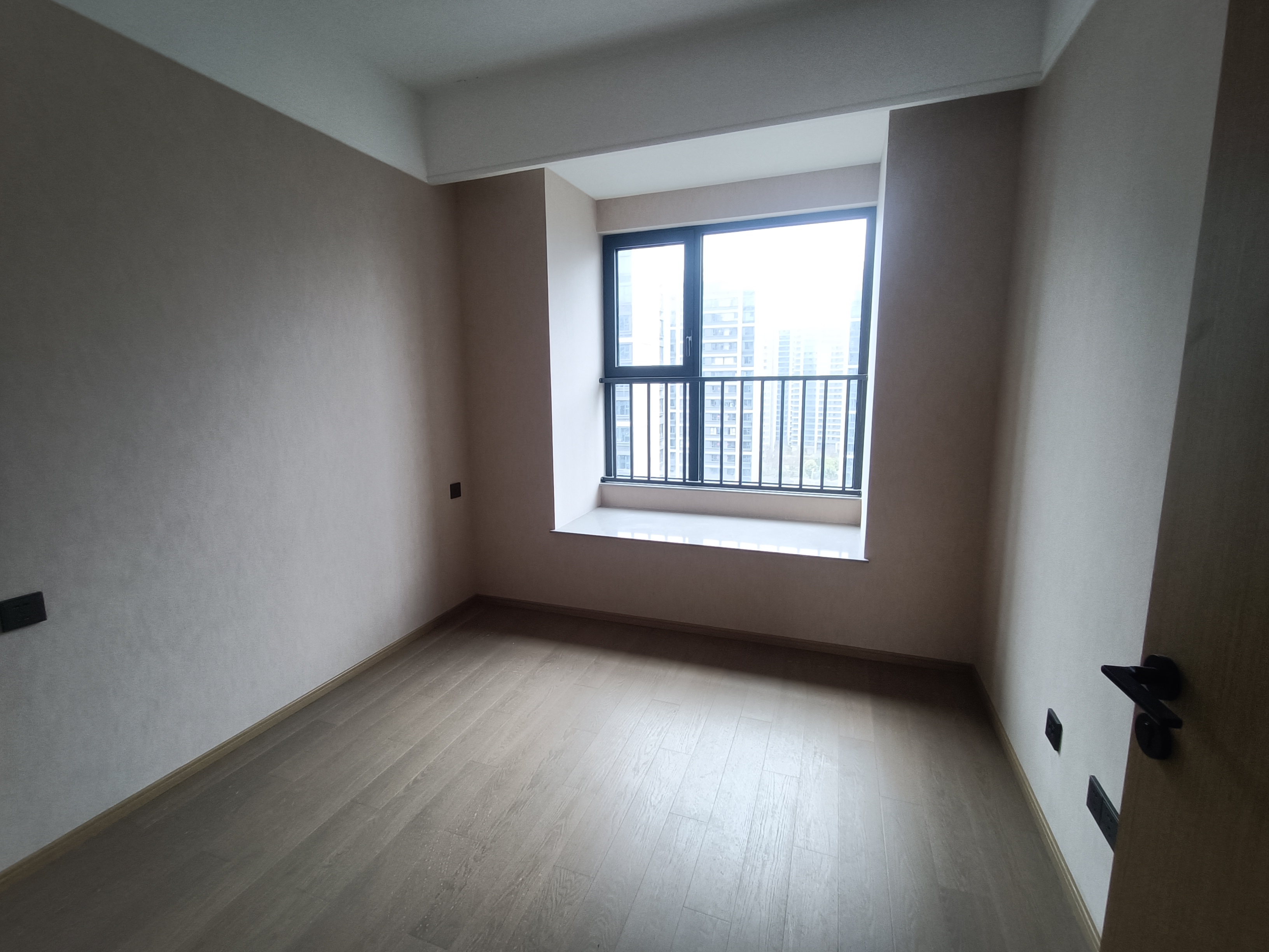 紫琅天成 4室2厅2卫 143m&sup2;