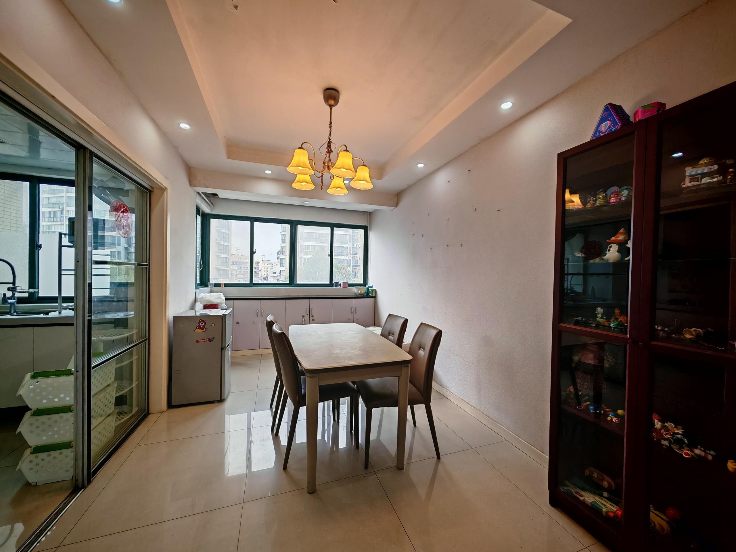 中天福邸 3室2厅1卫 156.61m&sup2;