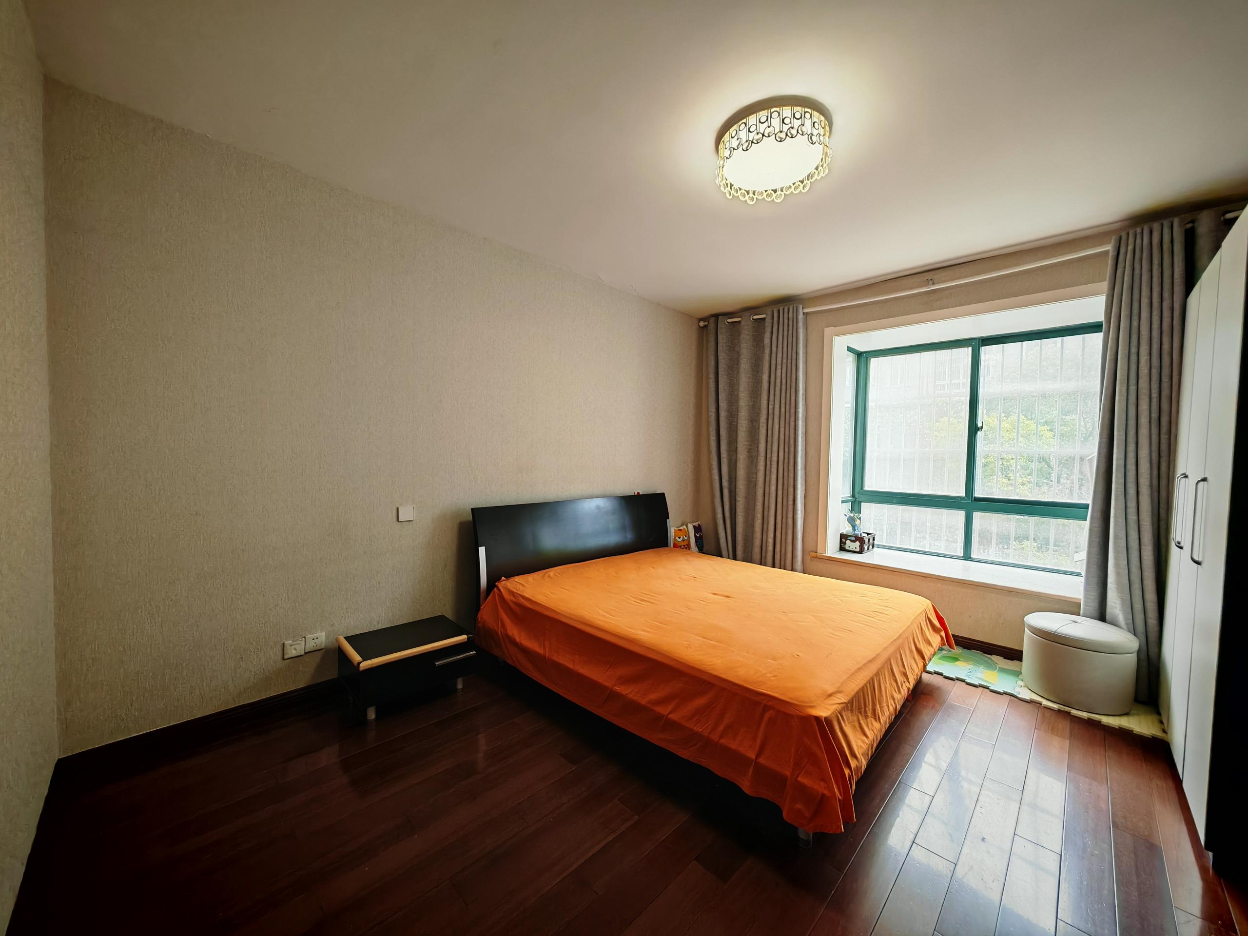 中天福邸 3室2厅1卫 156.61m&sup2;