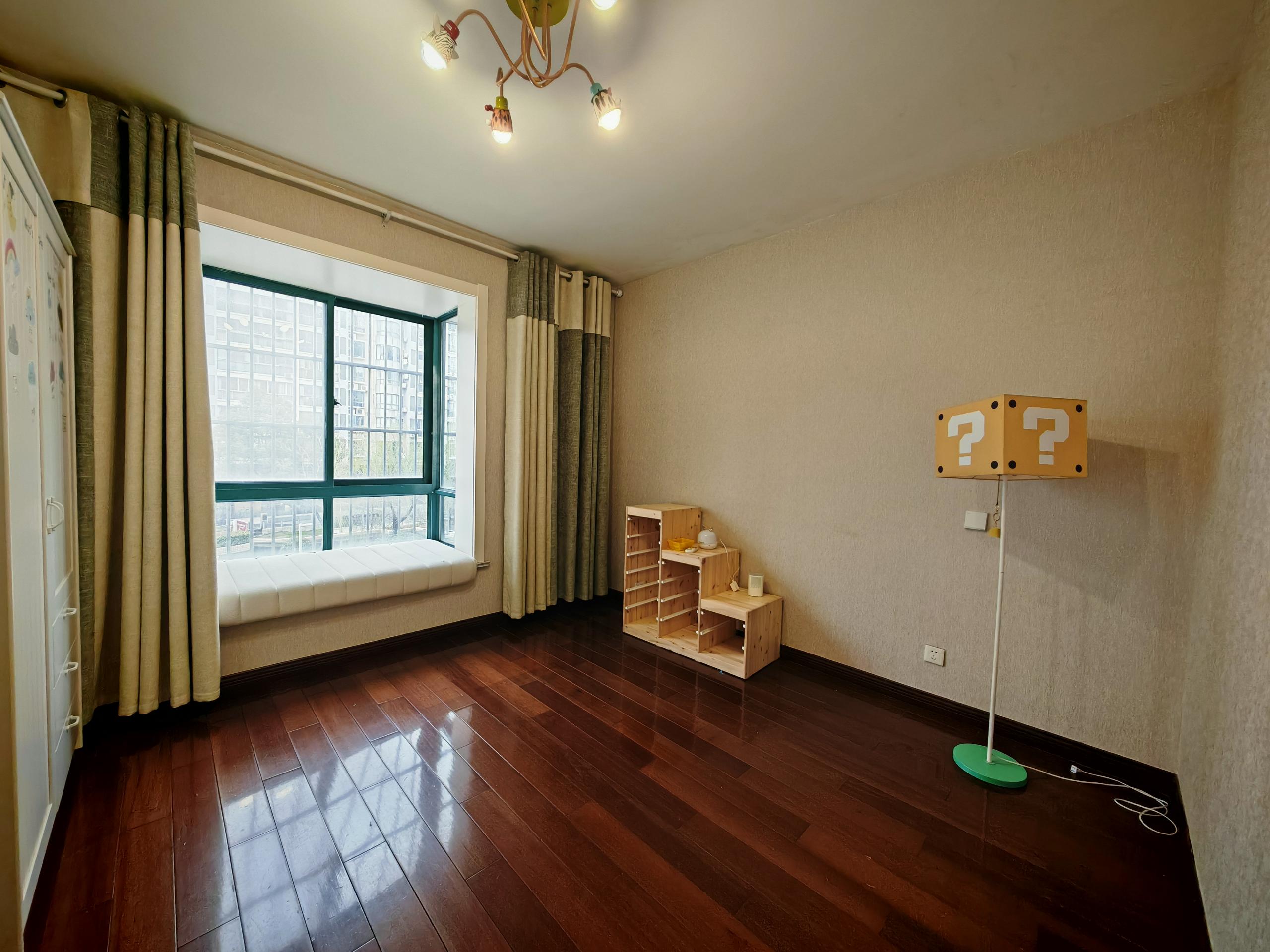 中天福邸 3室2厅1卫 156.61m&sup2;