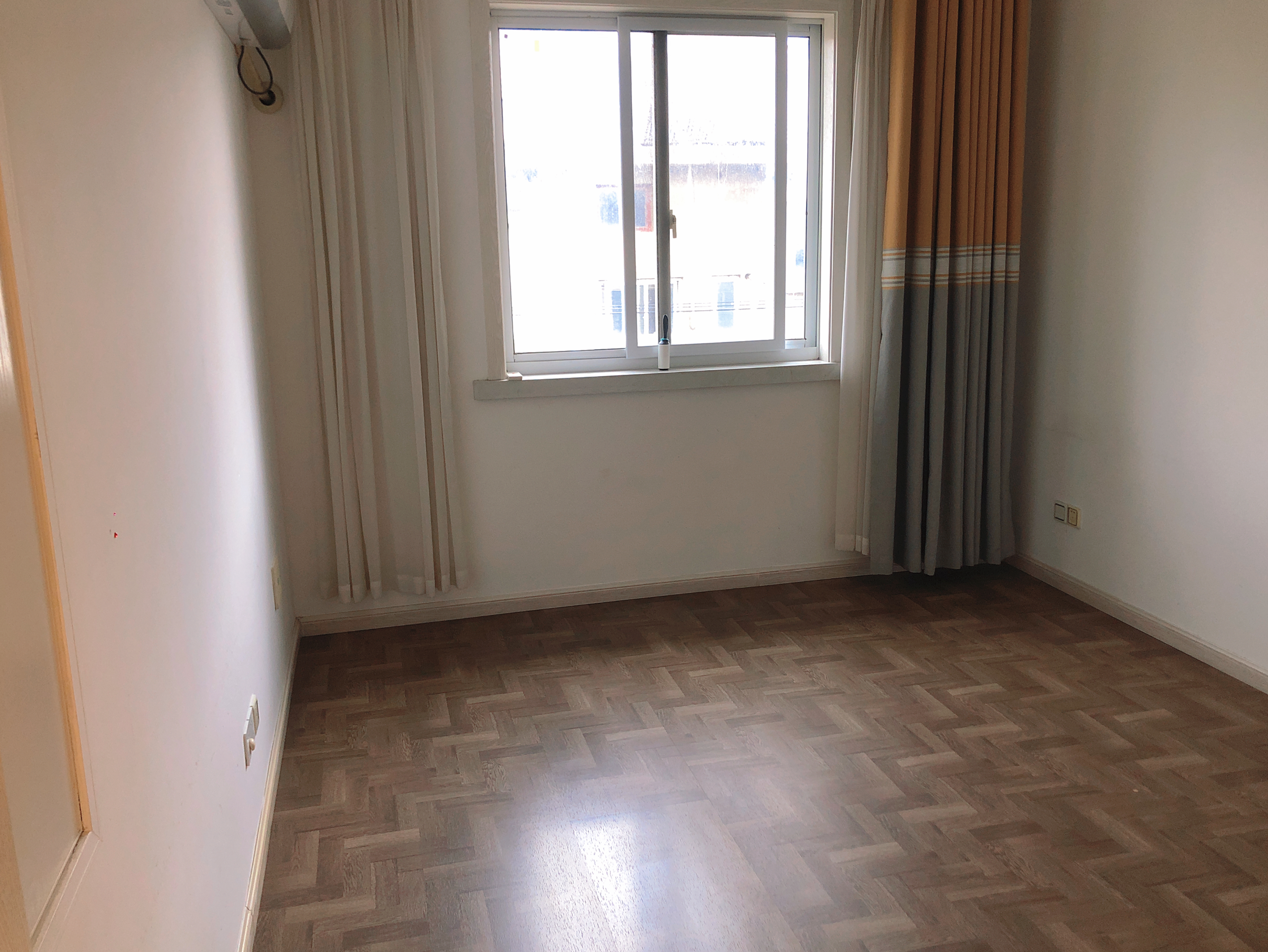 新建路新村(新建花苑) 3室1厅1卫 78.27m&sup2;