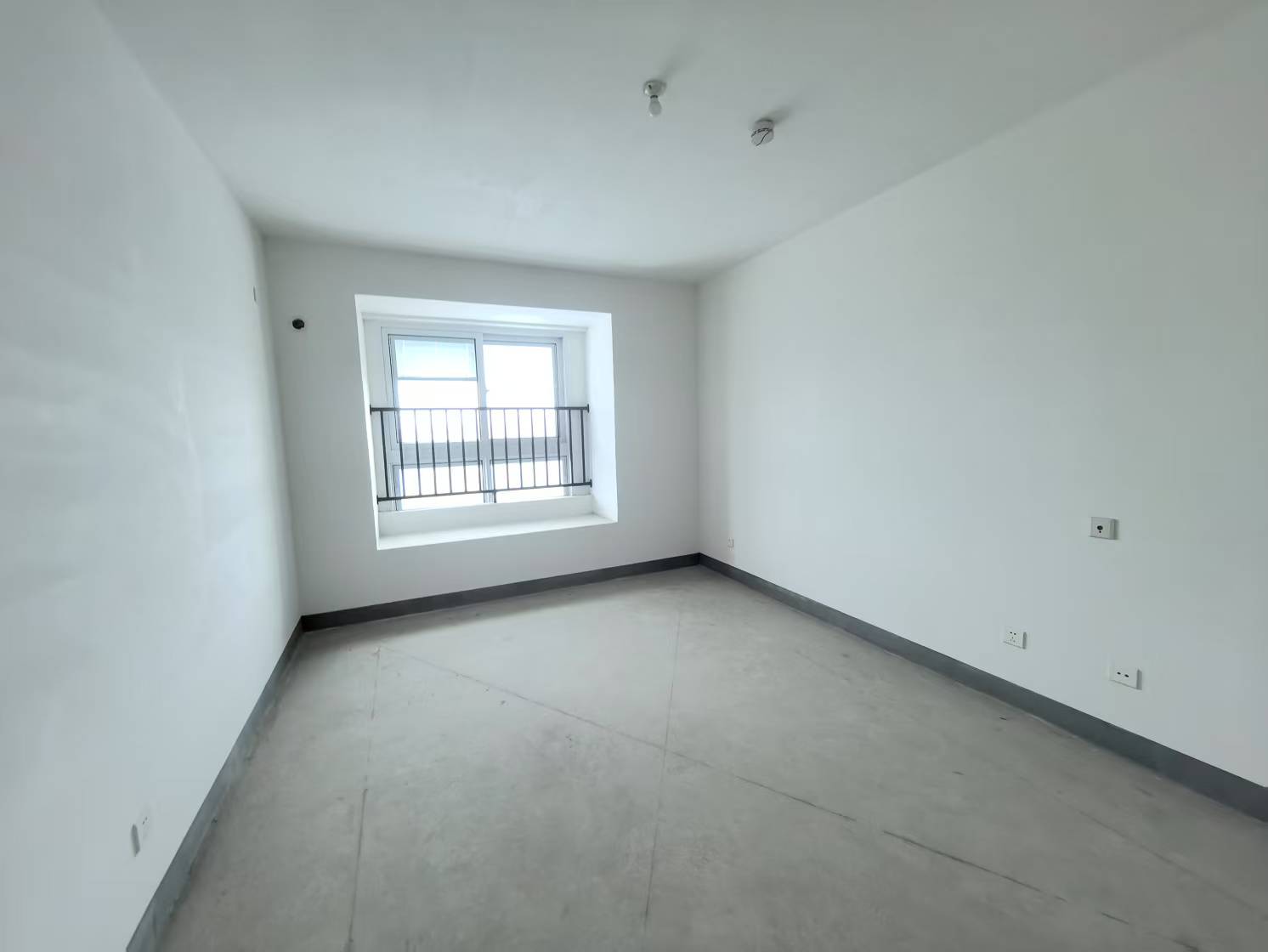 新城香溢紫郡 4室2厅2卫 138m&sup2;