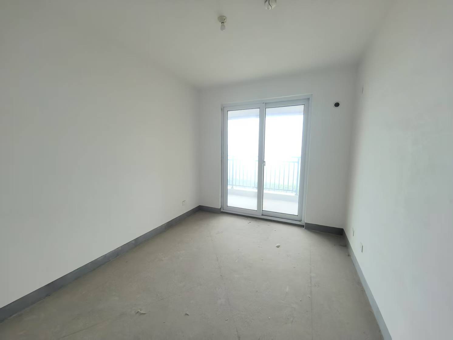新城香溢紫郡 4室2厅2卫 138m&sup2;