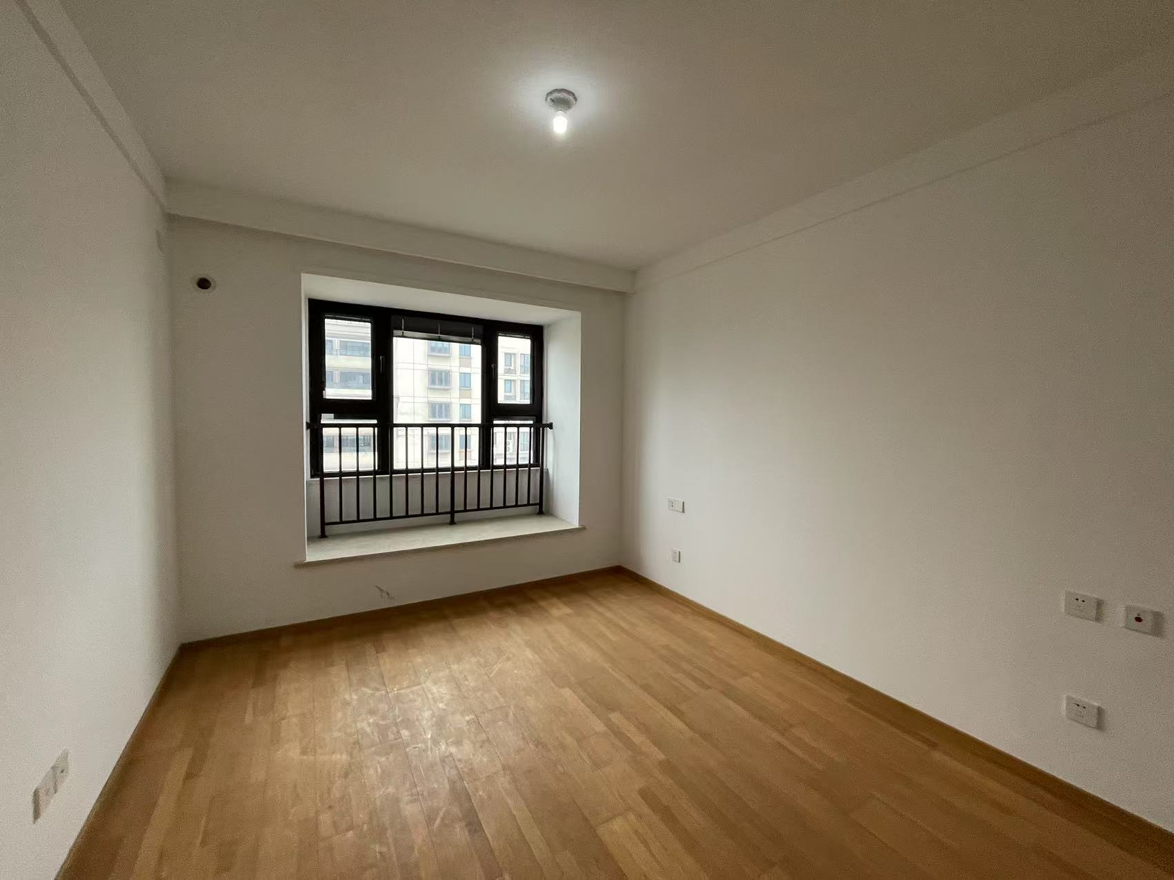 云樾东方 3室2厅1卫 94.36m&sup2;