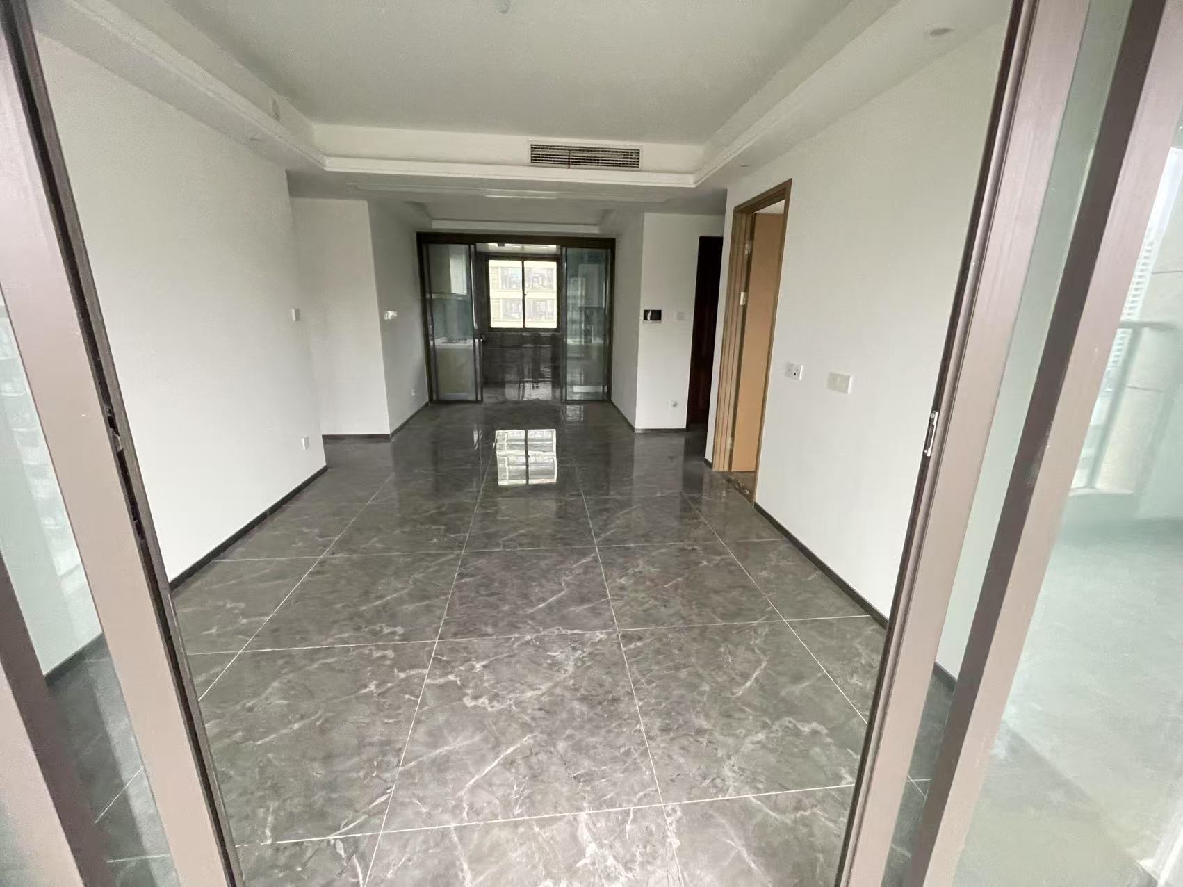 远创宸樾 4室2厅2卫 120.3m²