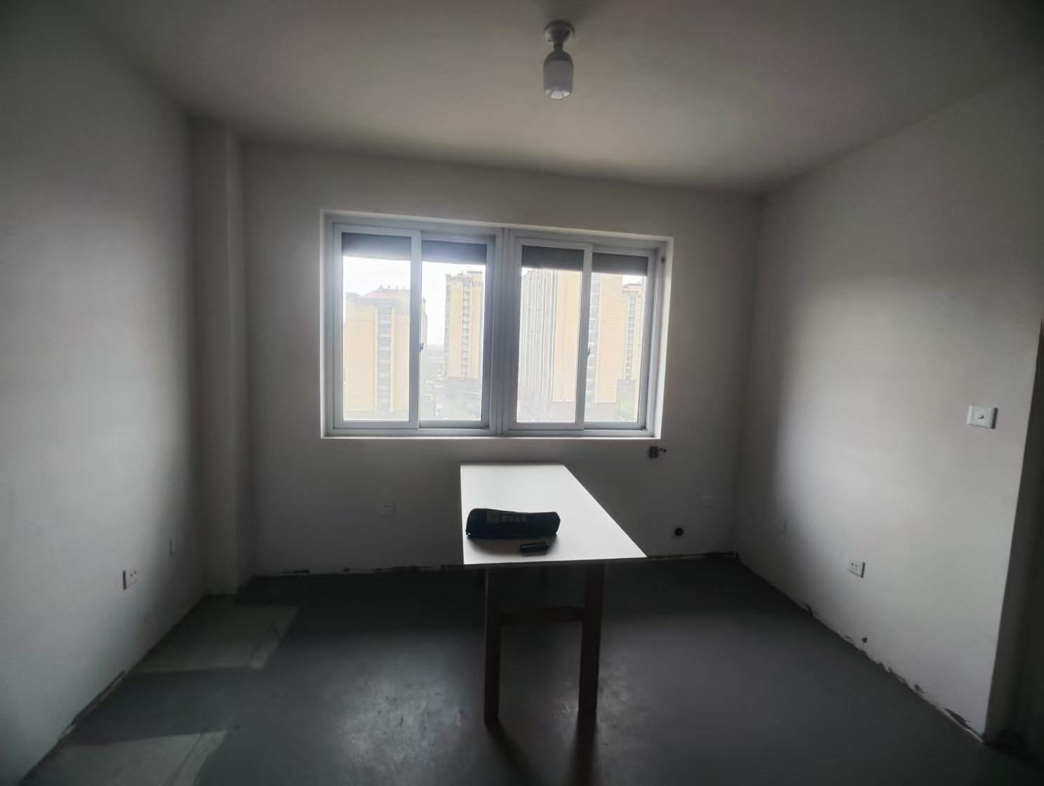 景明花苑 2室1厅1卫 98.5m²