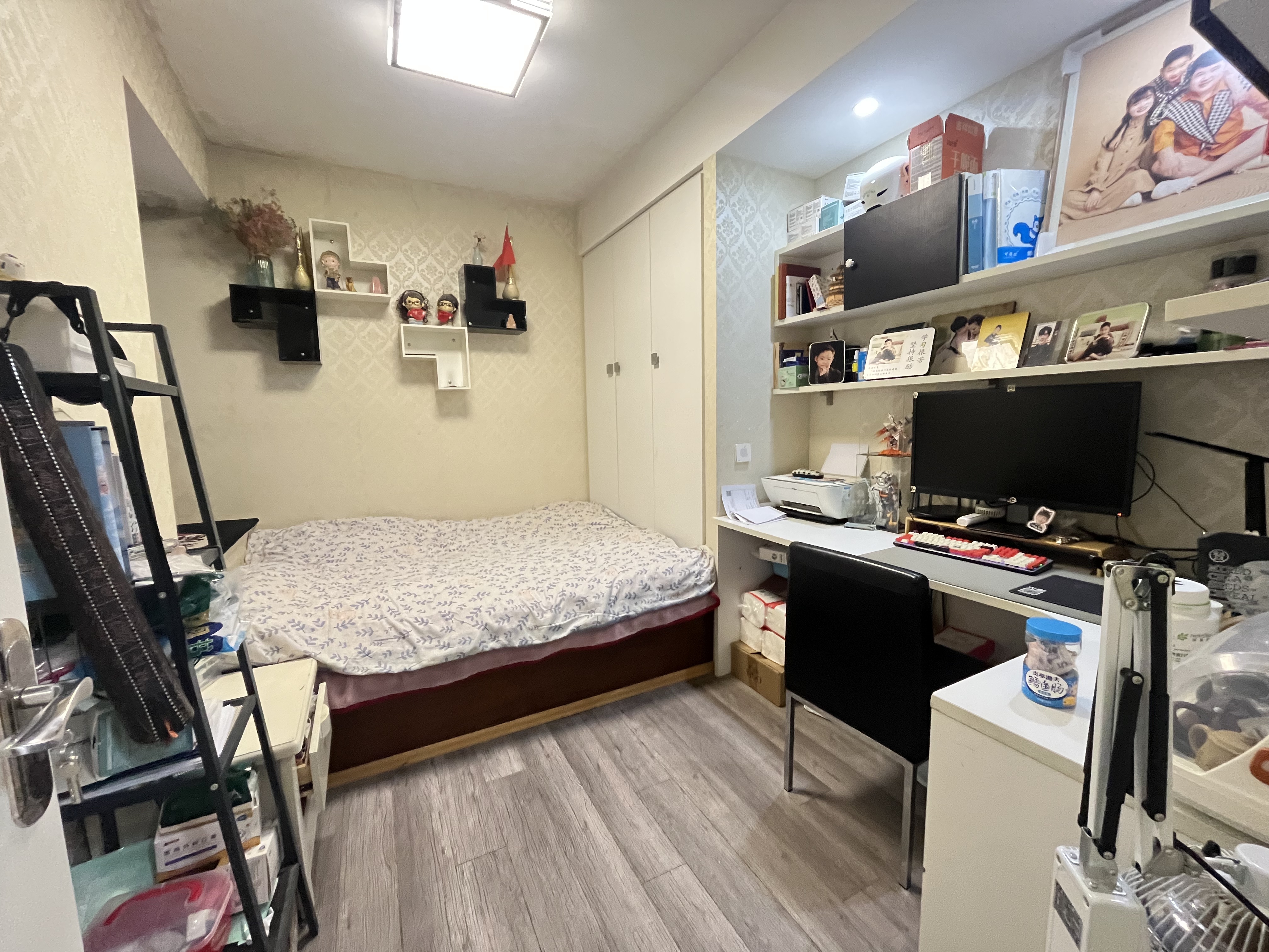 华强城一期 3室2厅1卫 101m&sup2;