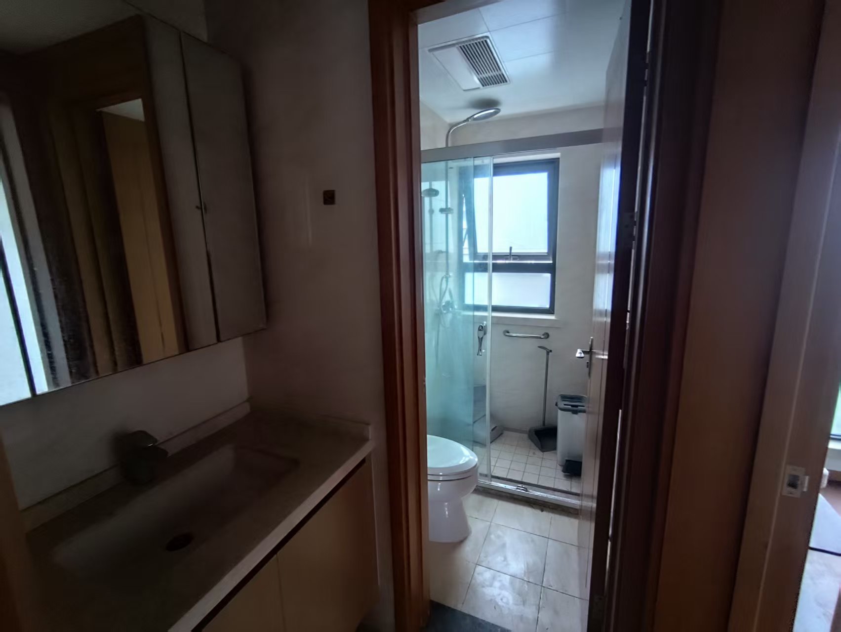 中南漫悦湾 4室2厅2卫 122.00m²