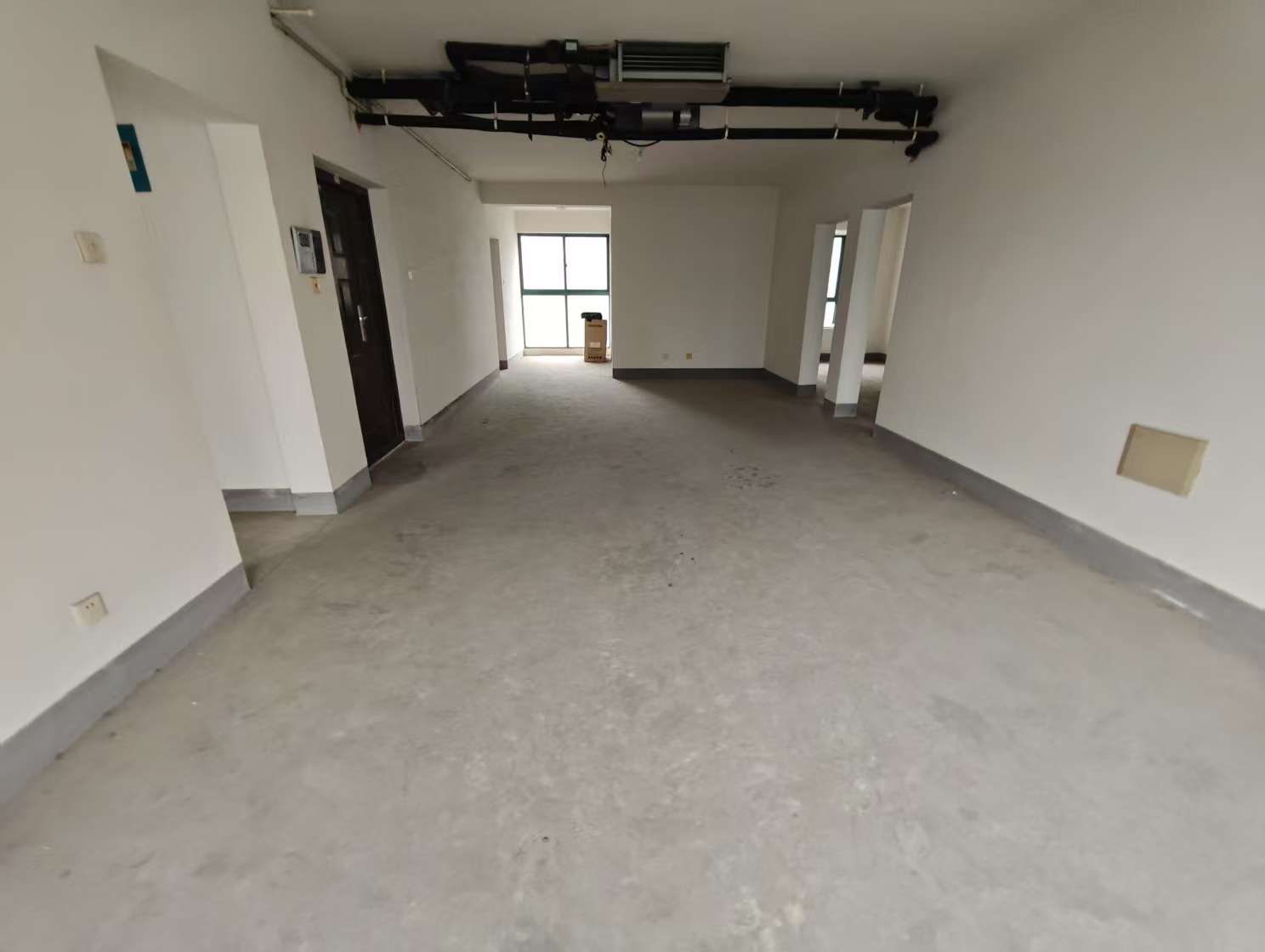 新城小区 3室2厅2卫 150m&sup2;