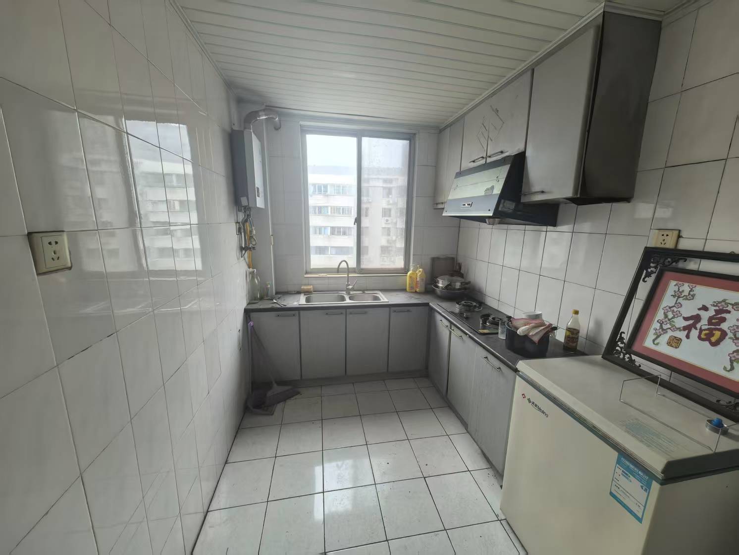 郭里园 2室1厅1卫 93.40m&sup2;