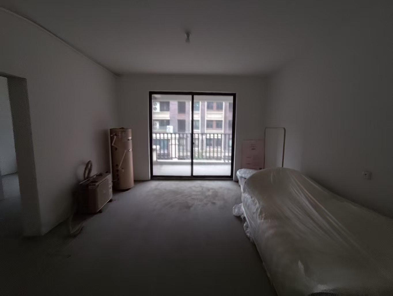 盛和九里香堤二期 4室2厅2卫 145.00m²