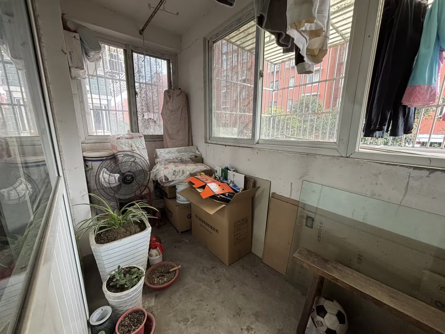 秦灶新村北区 2室2厅1卫 90m²