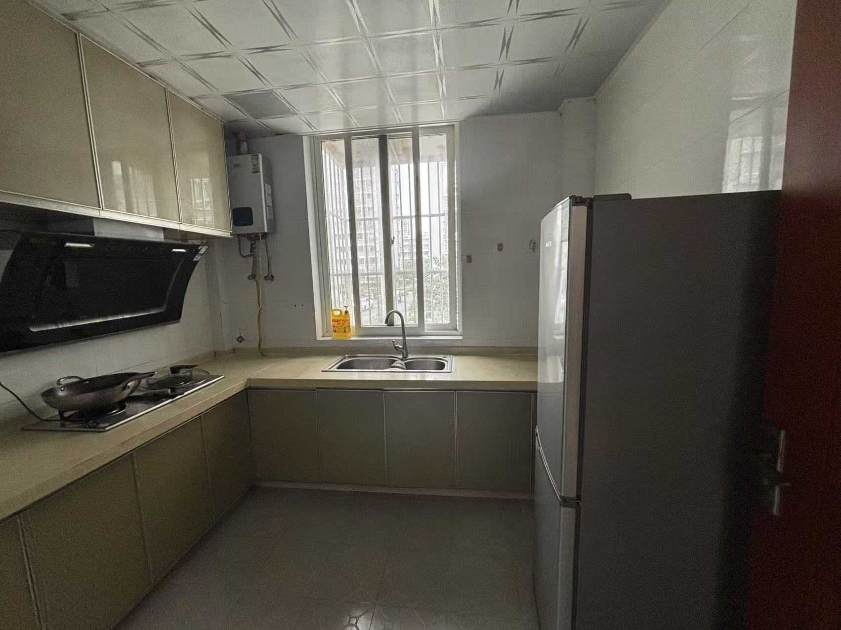 果园南苑 2室2厅1卫 80m²
