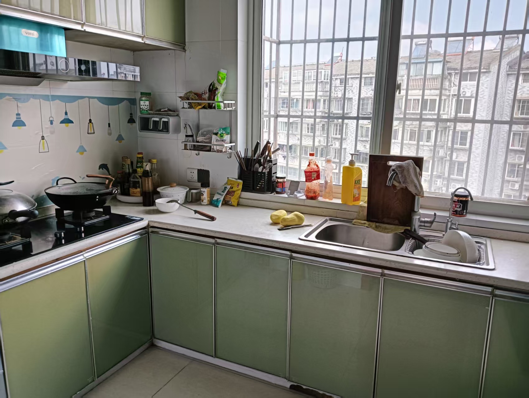 五山花苑 3室2厅1卫 90.00m&sup2;