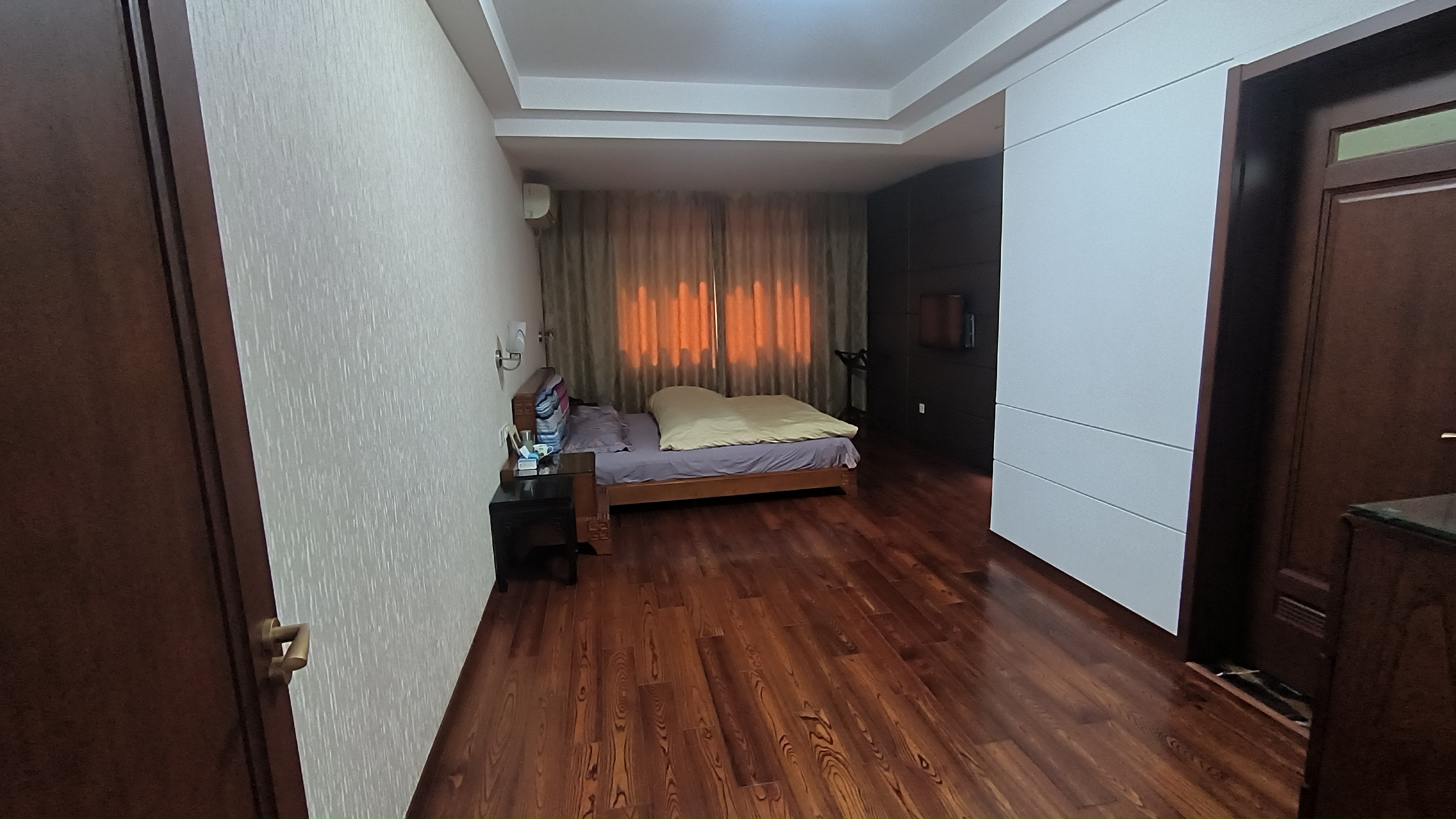 博园岚郡 3室2厅2卫 140.82m²