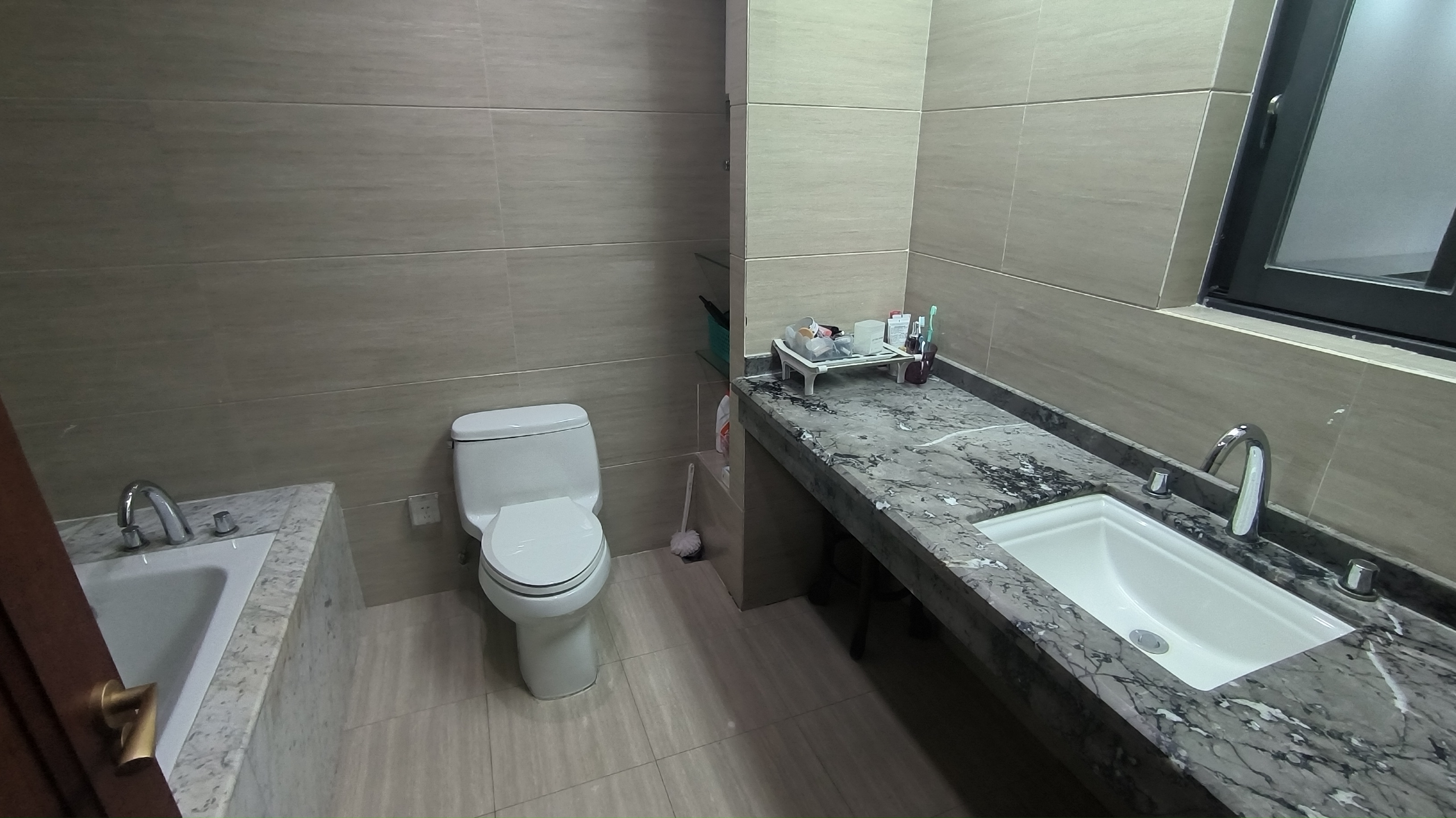 博园岚郡 3室2厅2卫 140.82m²