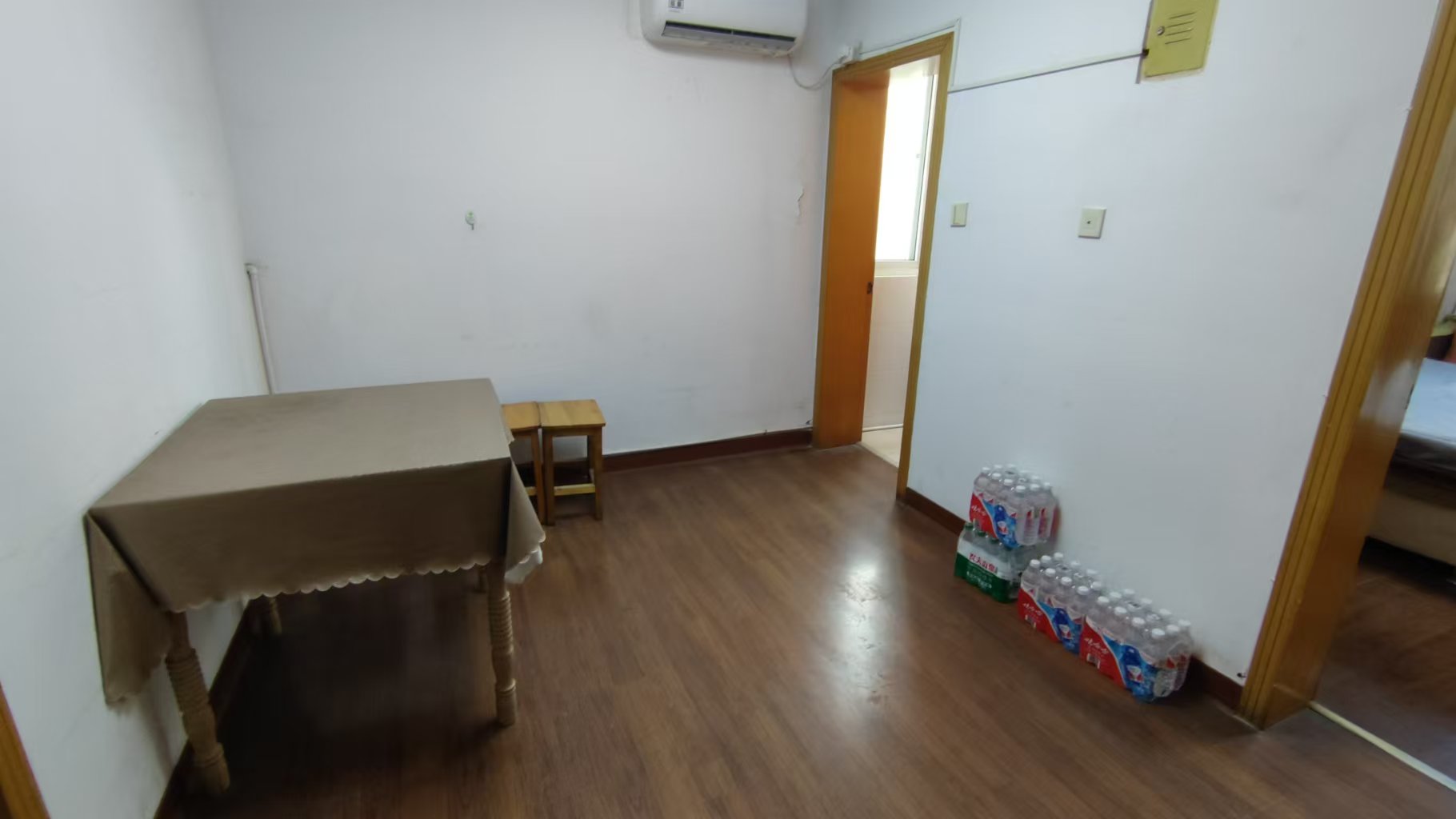 世纪园 1室1厅1卫 49m²