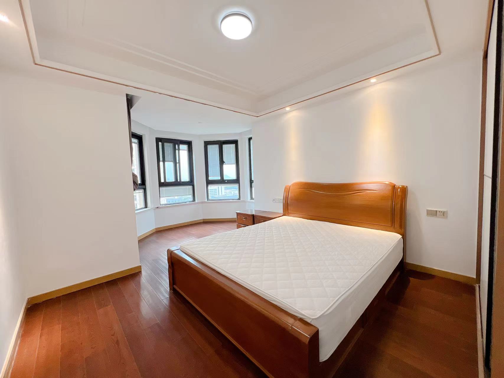 中南世纪花城三期 3室2厅2卫 129.84m&sup2;