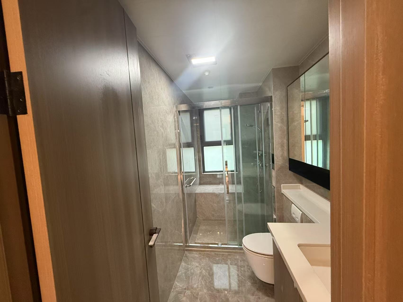 北纬31度 3室2厅2卫 110.49m&sup2;