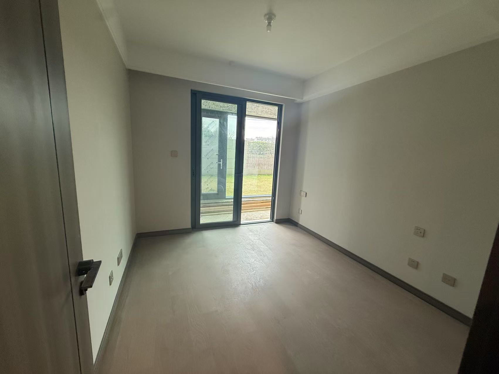 北纬31度 3室2厅2卫 110.49m&sup2;