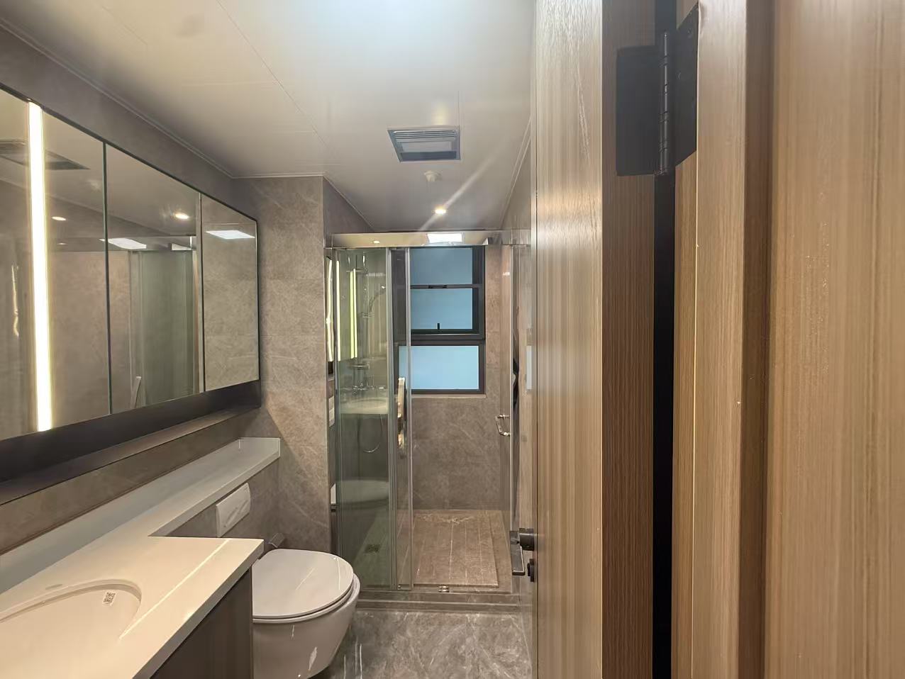 北纬31度 3室2厅2卫 110.49m&sup2;