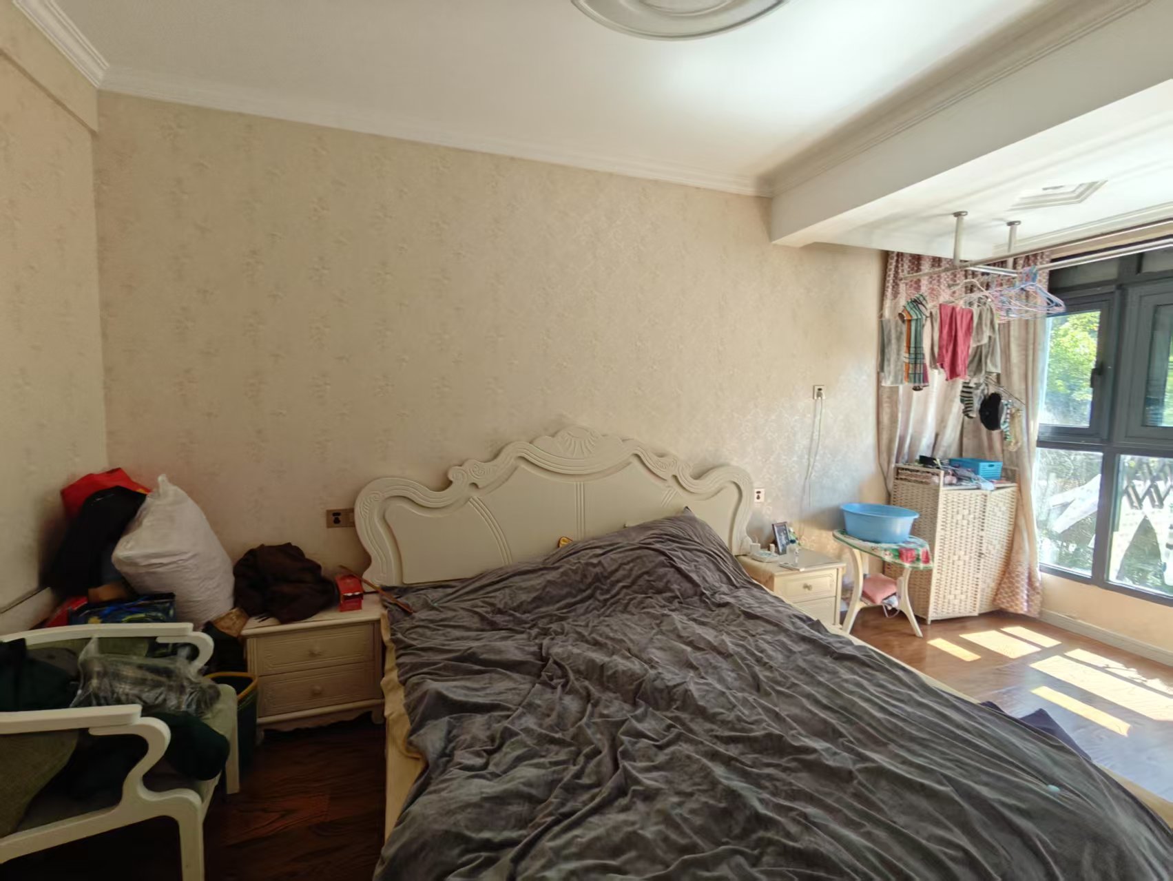 中港城世家 4室2厅2卫 175.58m&sup2;