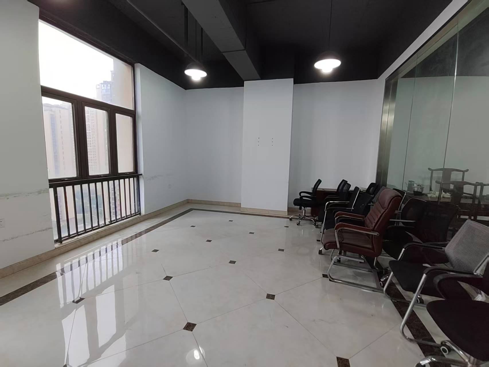 华强城二期 1室1厅1卫 125m²