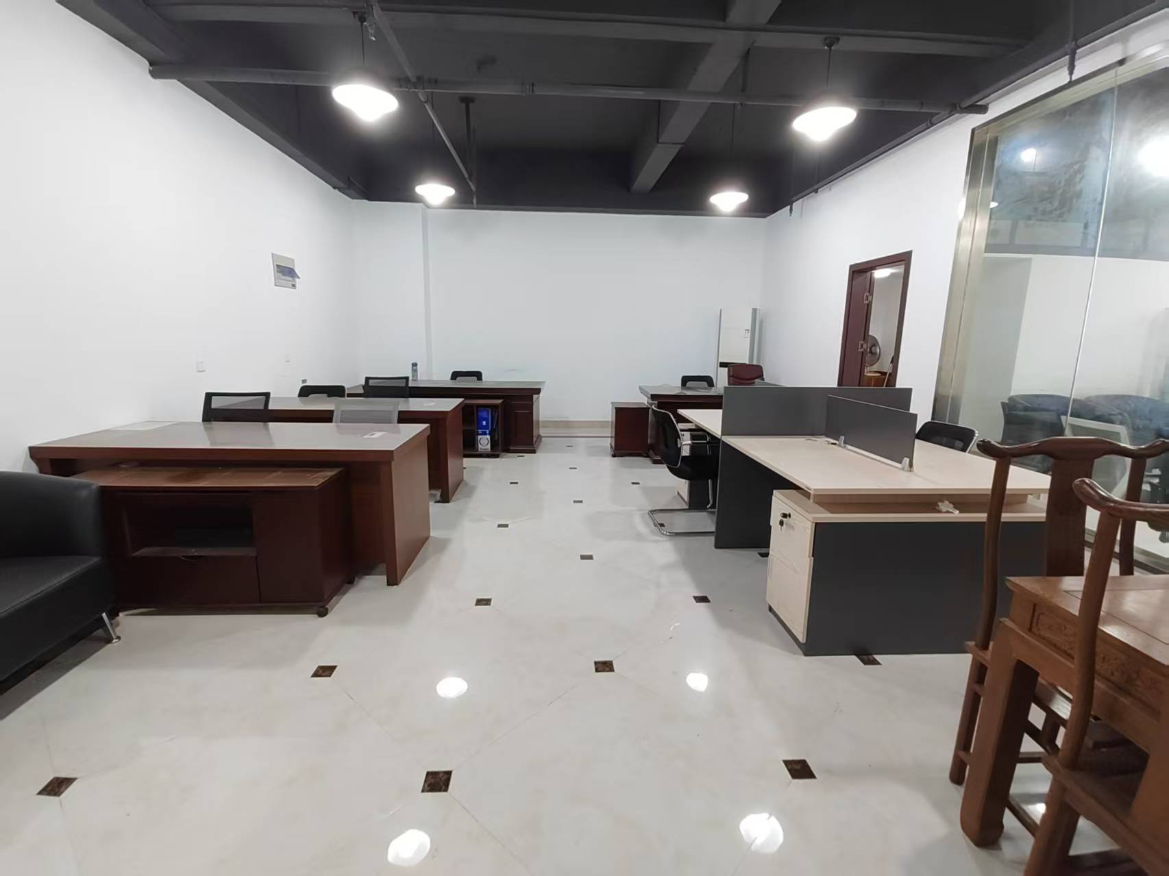华强城二期 1室1厅1卫 125m&sup2;