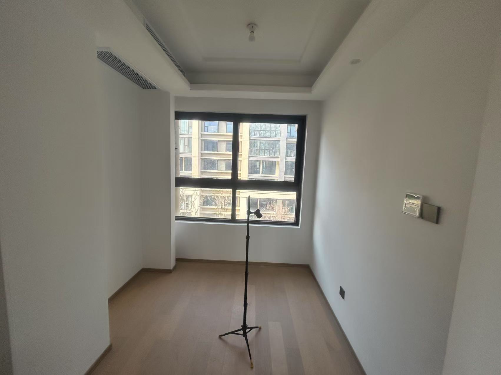 春风南岸东园 4室2厅3卫 167m&sup2;