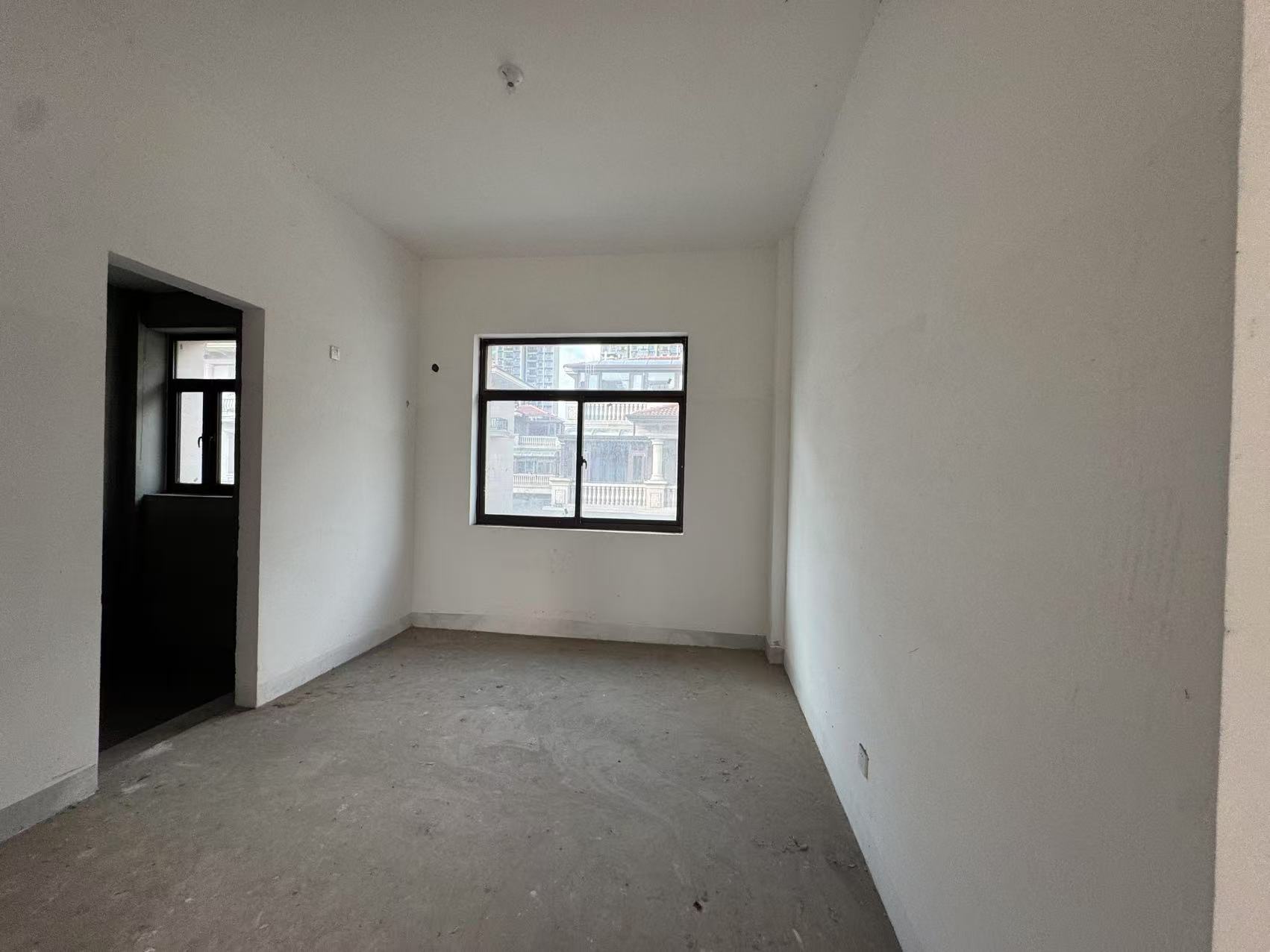 碧桂园(南通经济技术开发区) 4室2厅4卫 248.29m²