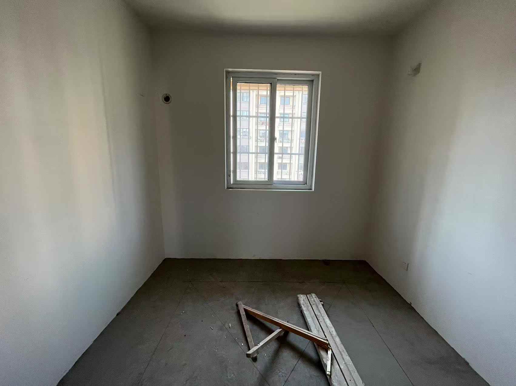 十里花苑 3室2厅2卫 145.00m²