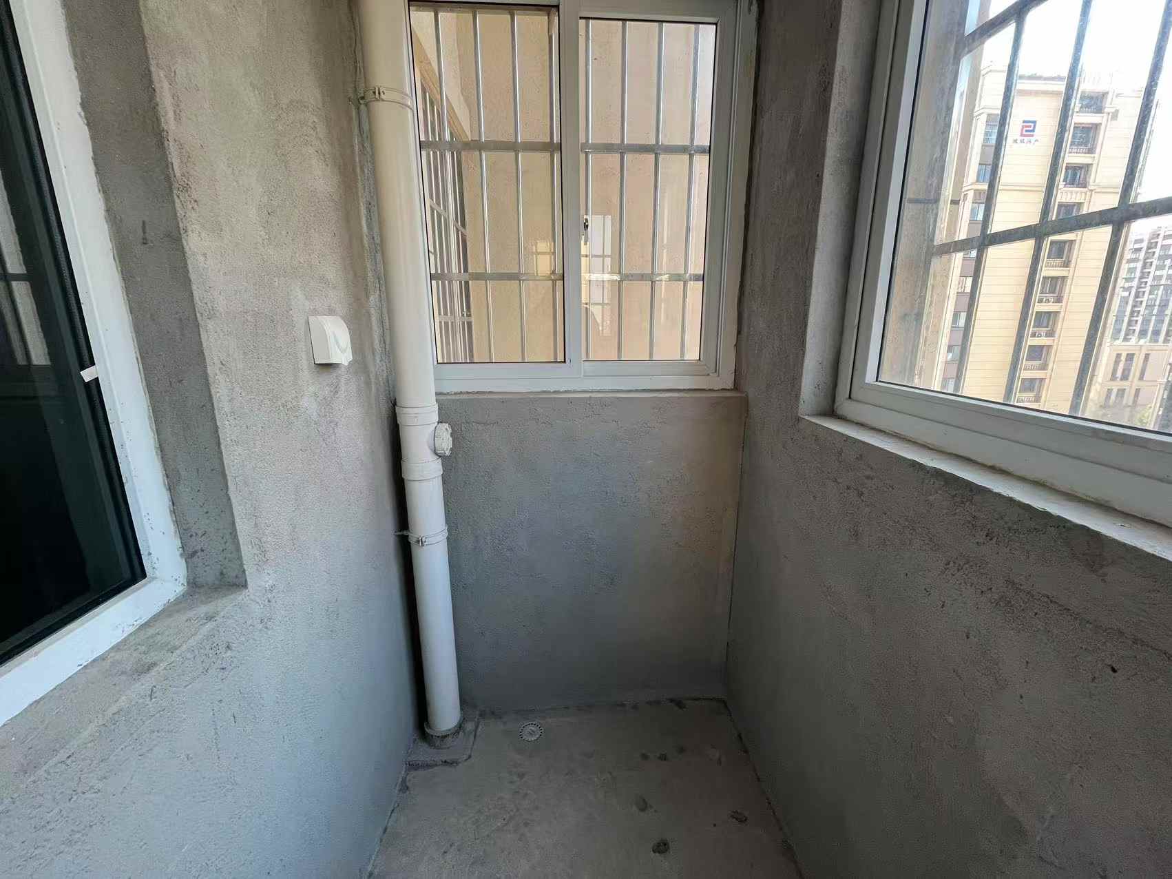 十里花苑 3室2厅2卫 145.00m²