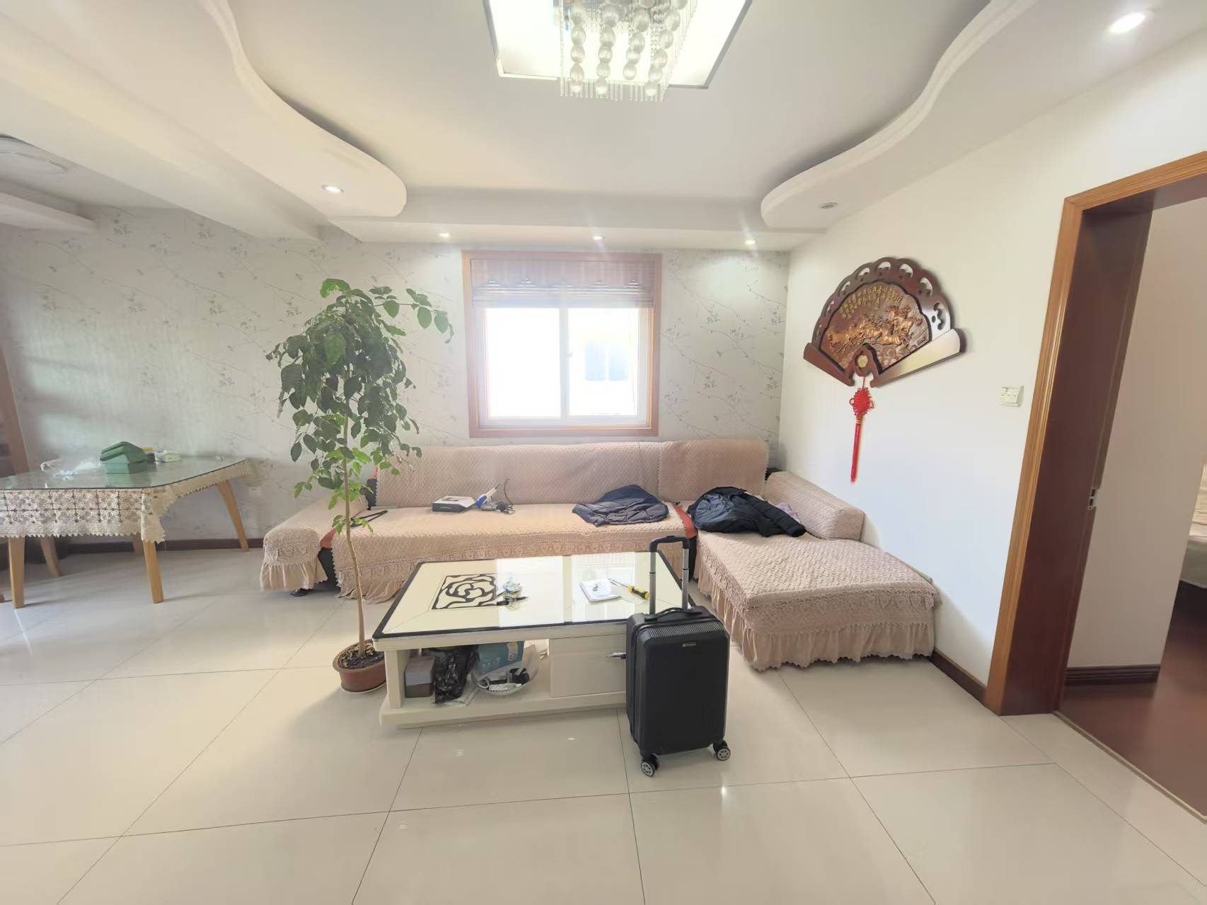 怡园新苑 2室2厅1卫 92m&sup2;