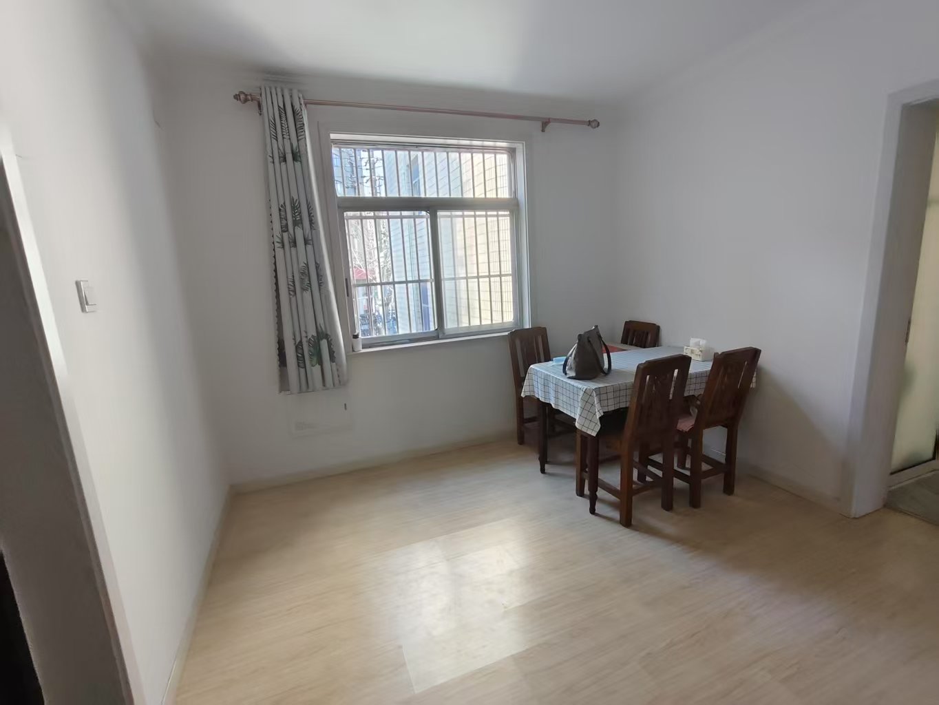 任港路2号 2室1厅1卫 66.6m&sup2;