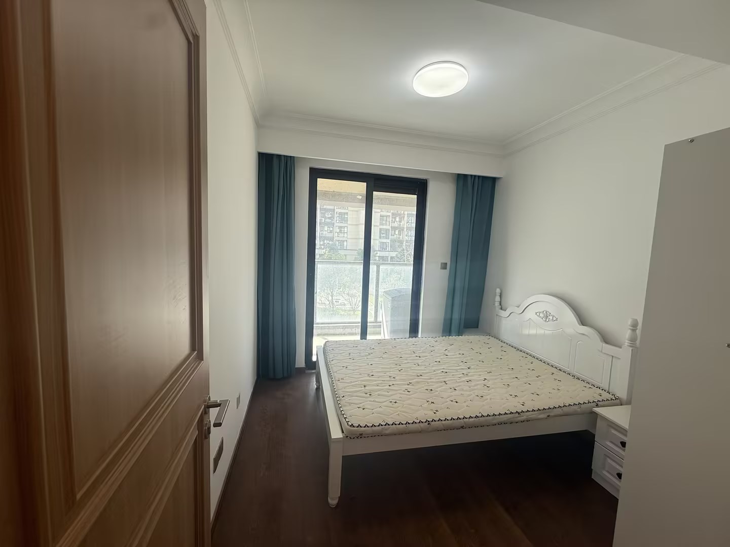雍华府 3室2厅1卫 99.01m&sup2;