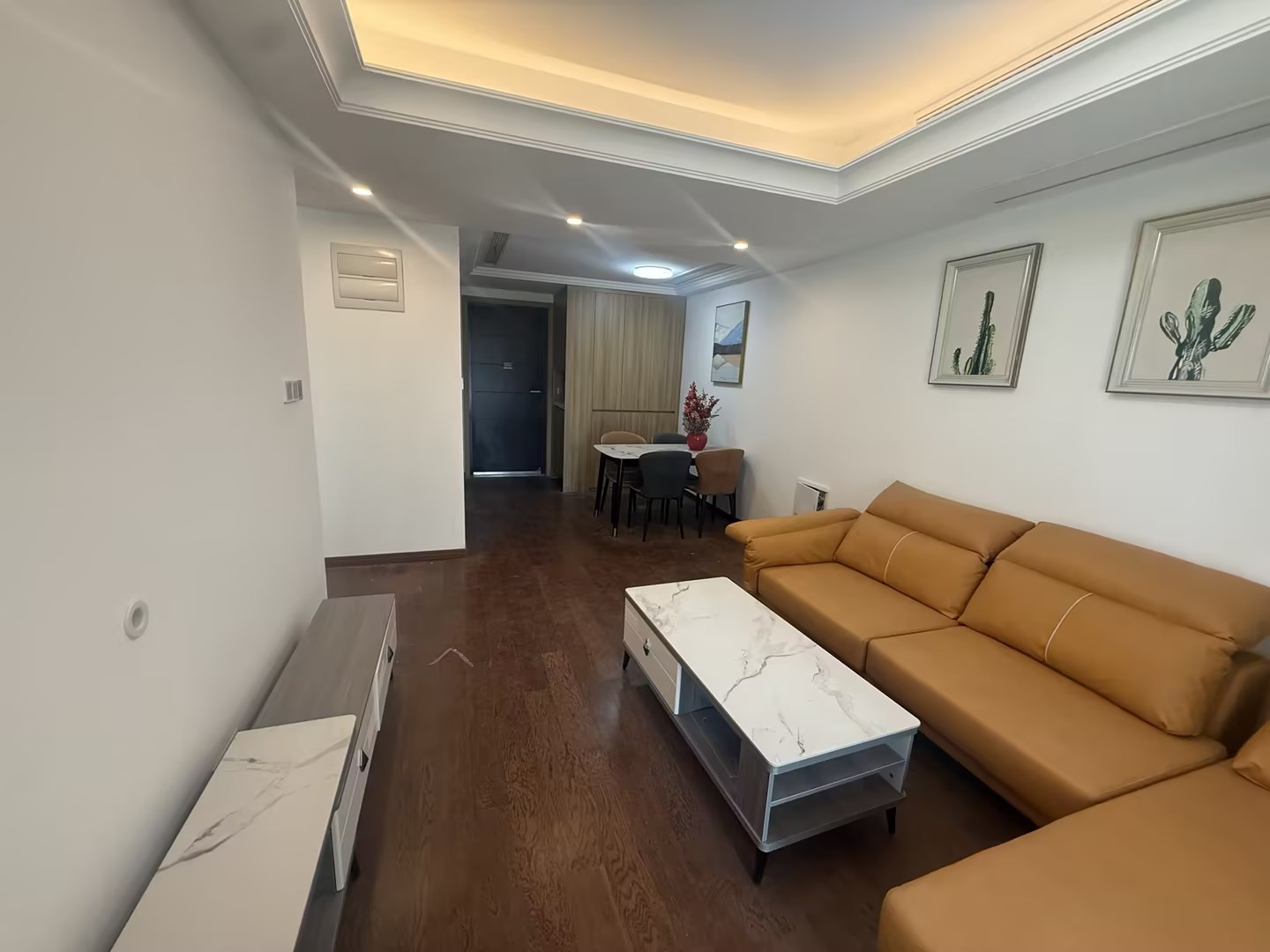 雍华府 3室2厅1卫 99.01m&sup2;
