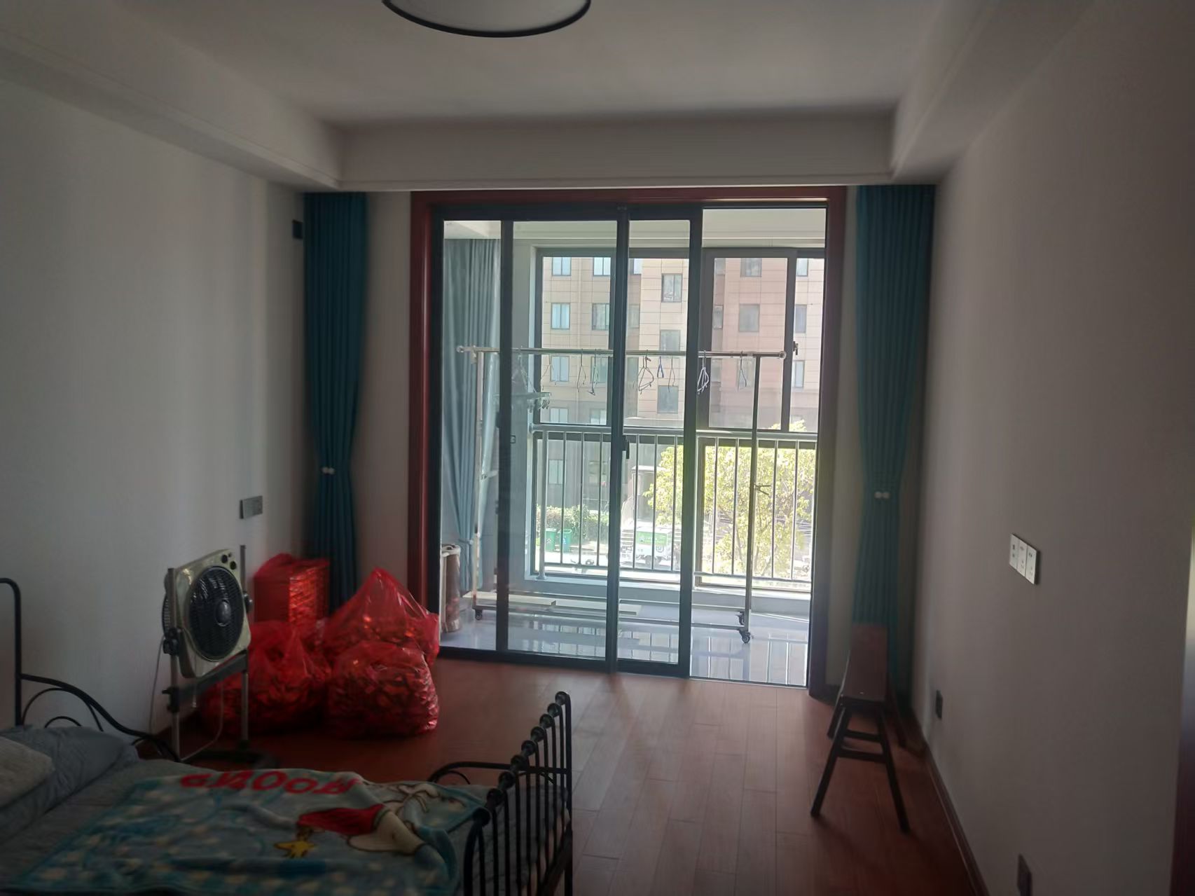 中桥名邸 3室2厅2卫 142.85m²