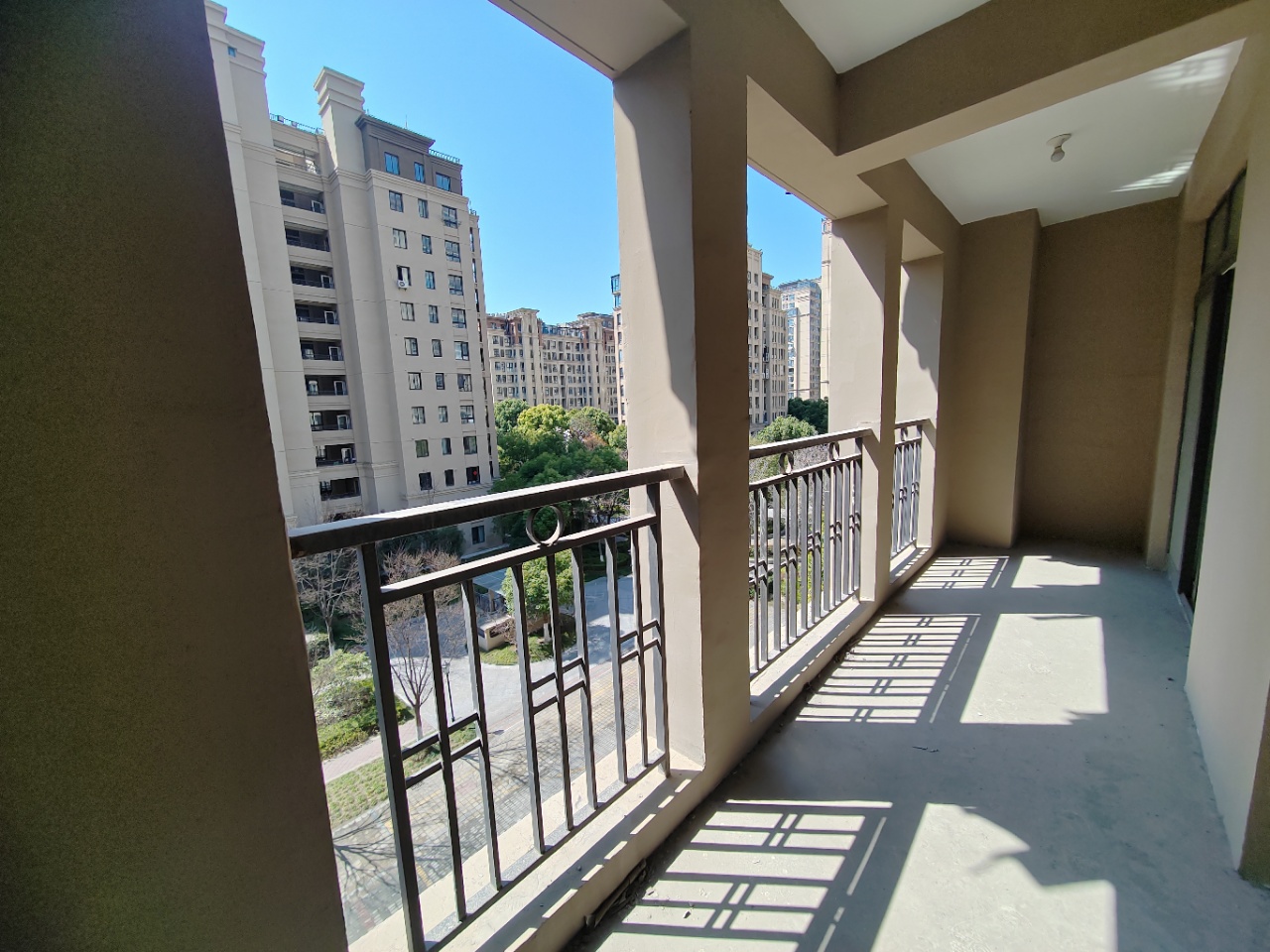 和融&bull;优山美地名邸 4室1厅3卫 186.75m&sup2;
