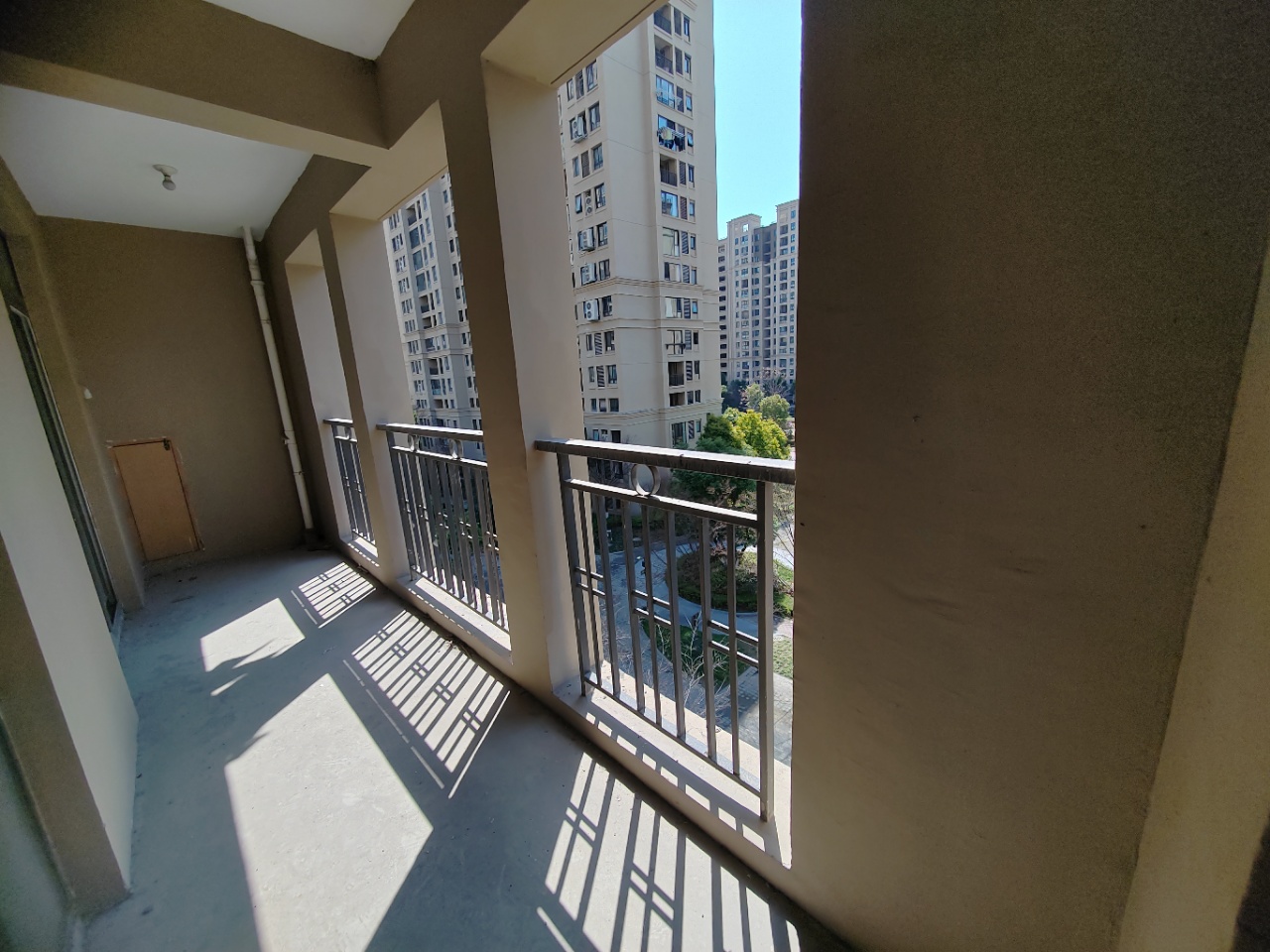 和融&bull;优山美地名邸 4室1厅3卫 186.75m&sup2;